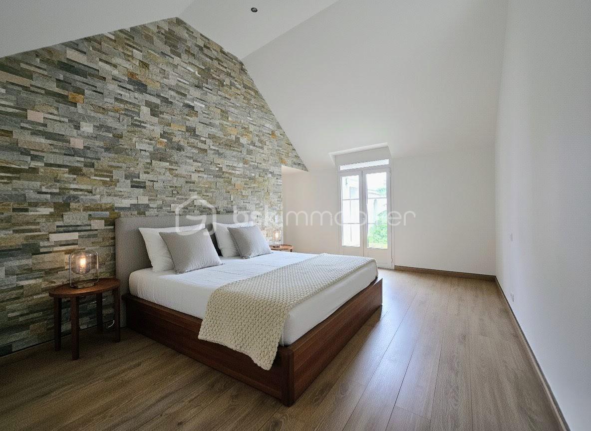 Maison de 215 m² - 1758444509226~2.jpg