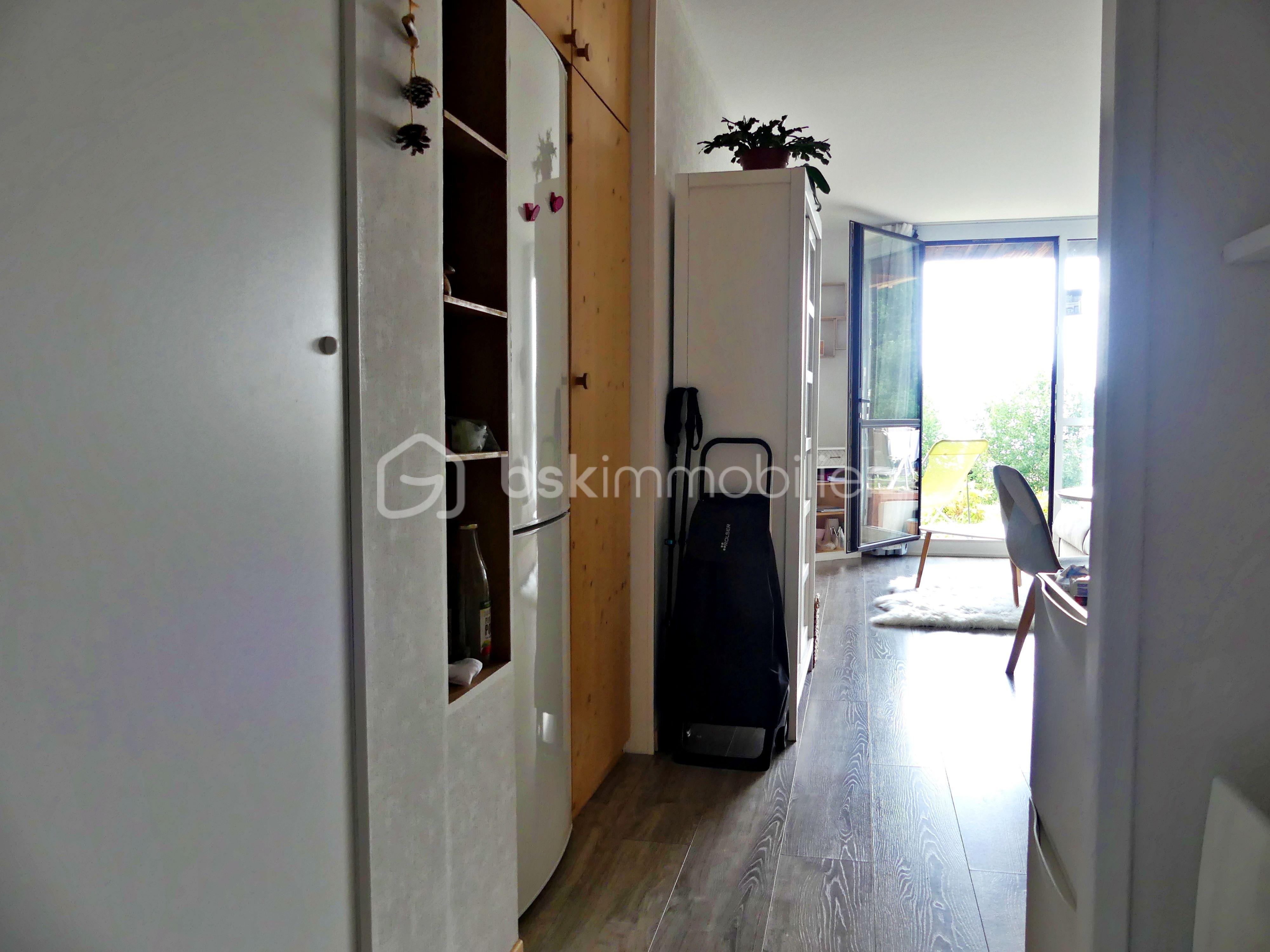 Appartement de 27 m² - Entrée 1.JPG