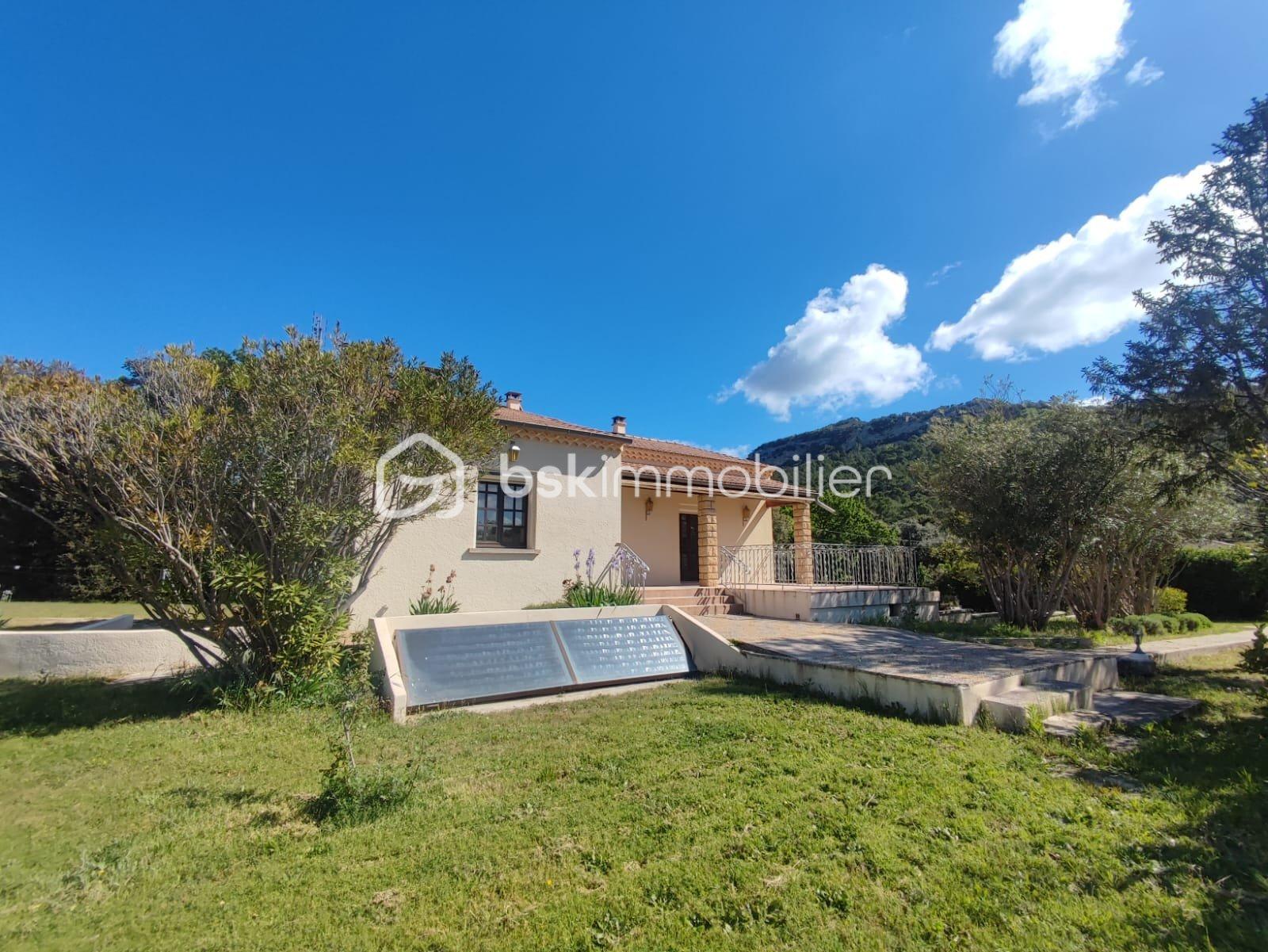 Maison traditionnelle de 104 m² - HSS16RMkJGrEMtdaWLJ6tIUSjL9G5TS9N7xip5G9-branded.jpg