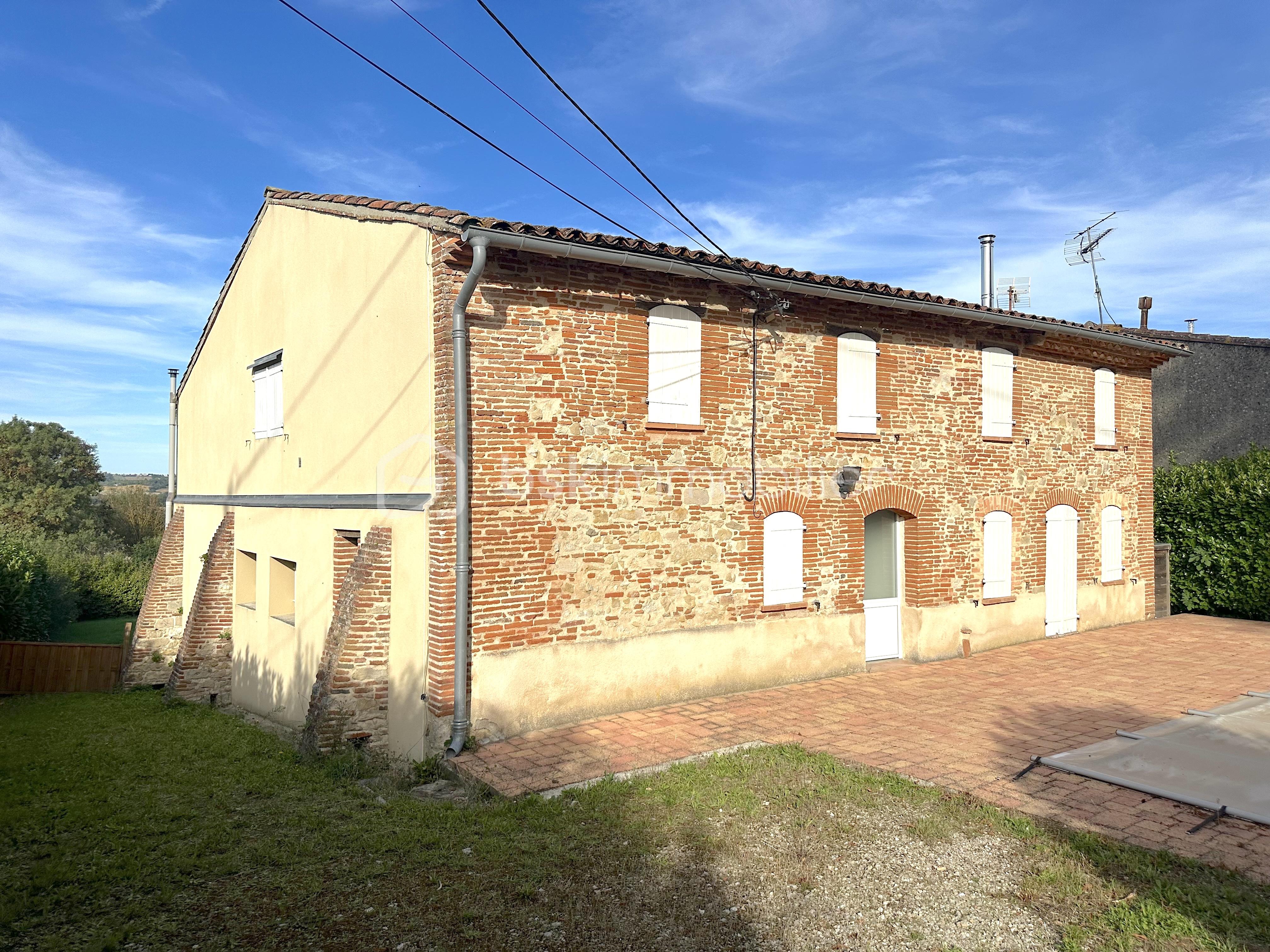 Maison de 215 m² - 2.jpeg