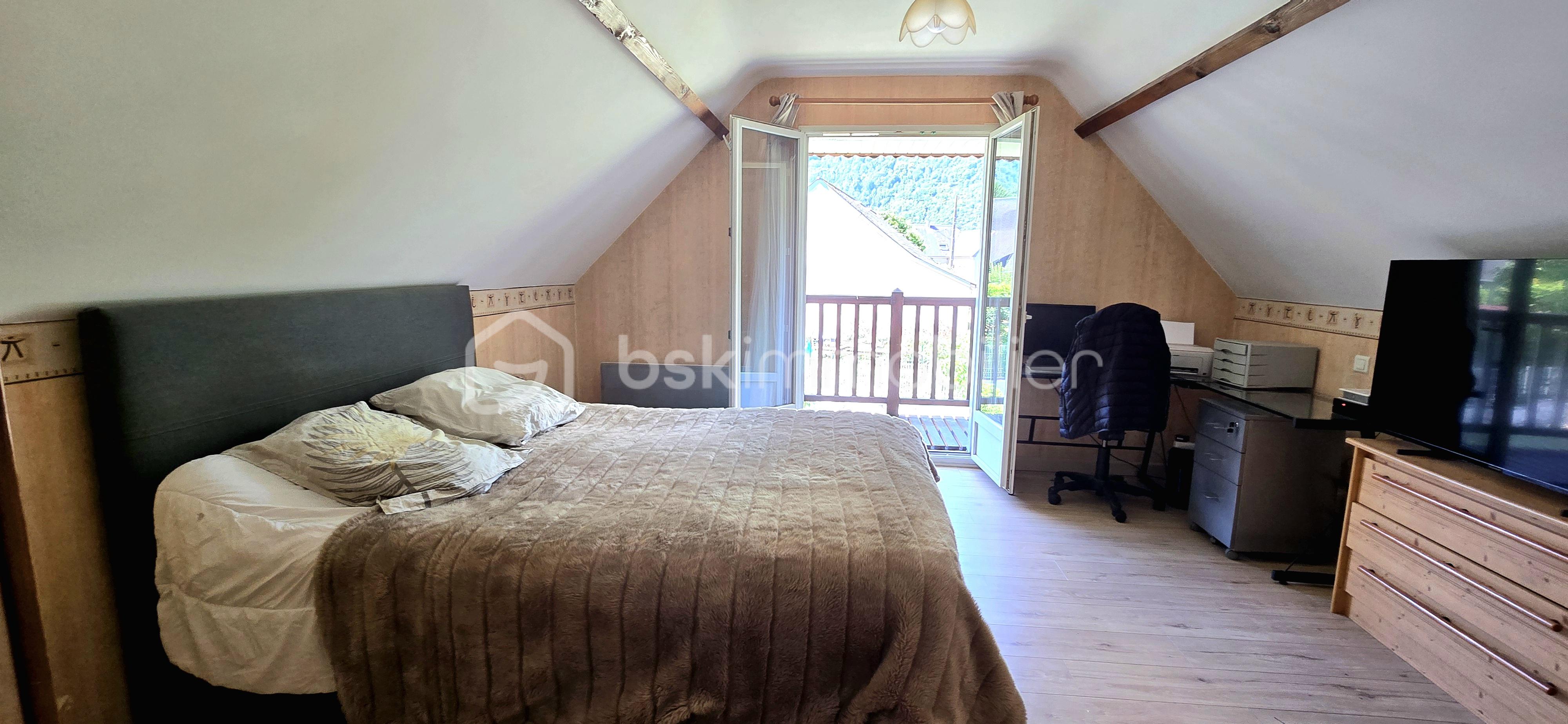 Maison de village de 226 m² - 20250708_110643.jpg