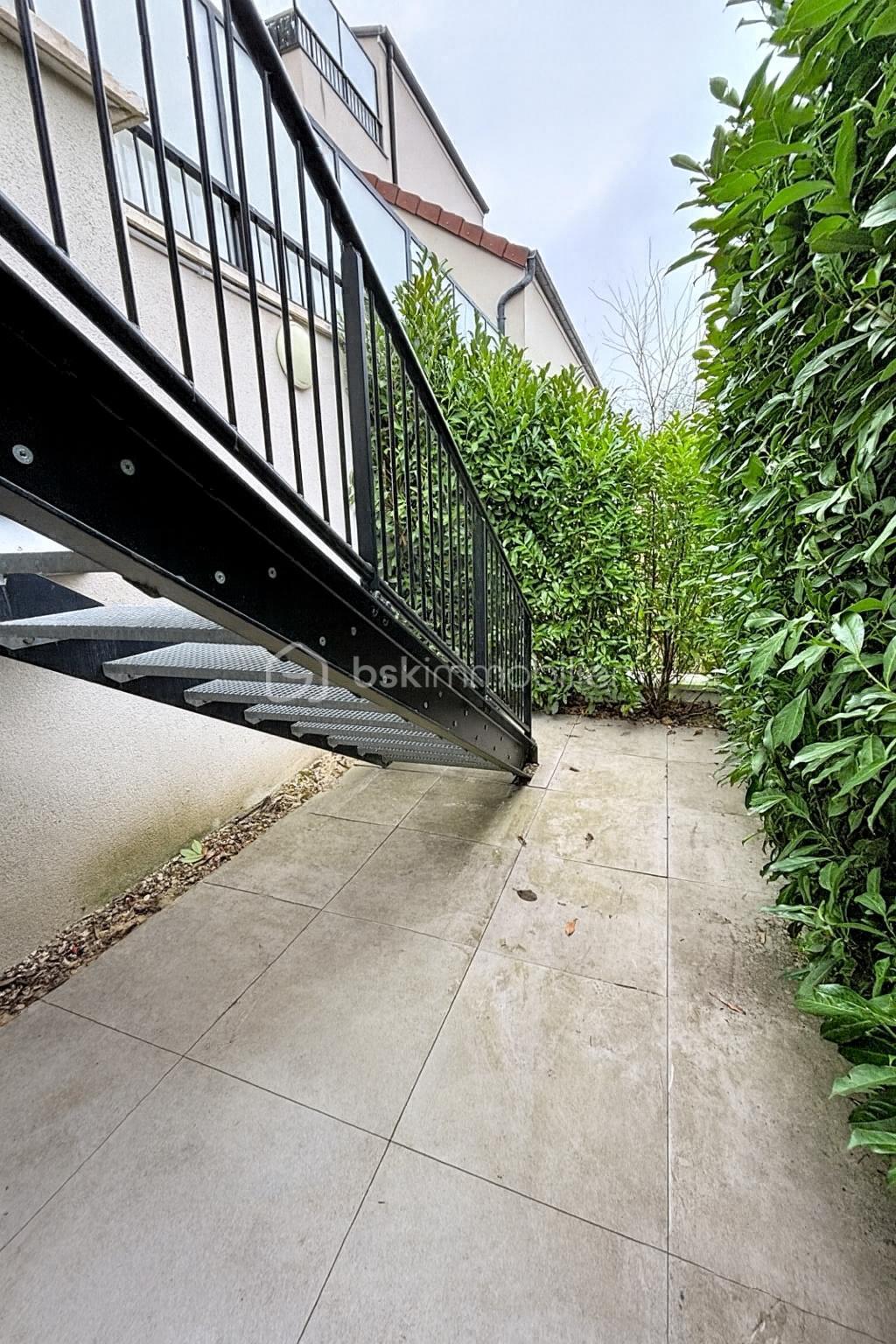 Appartement de 44,66 m² - terrasse du bas.jpeg