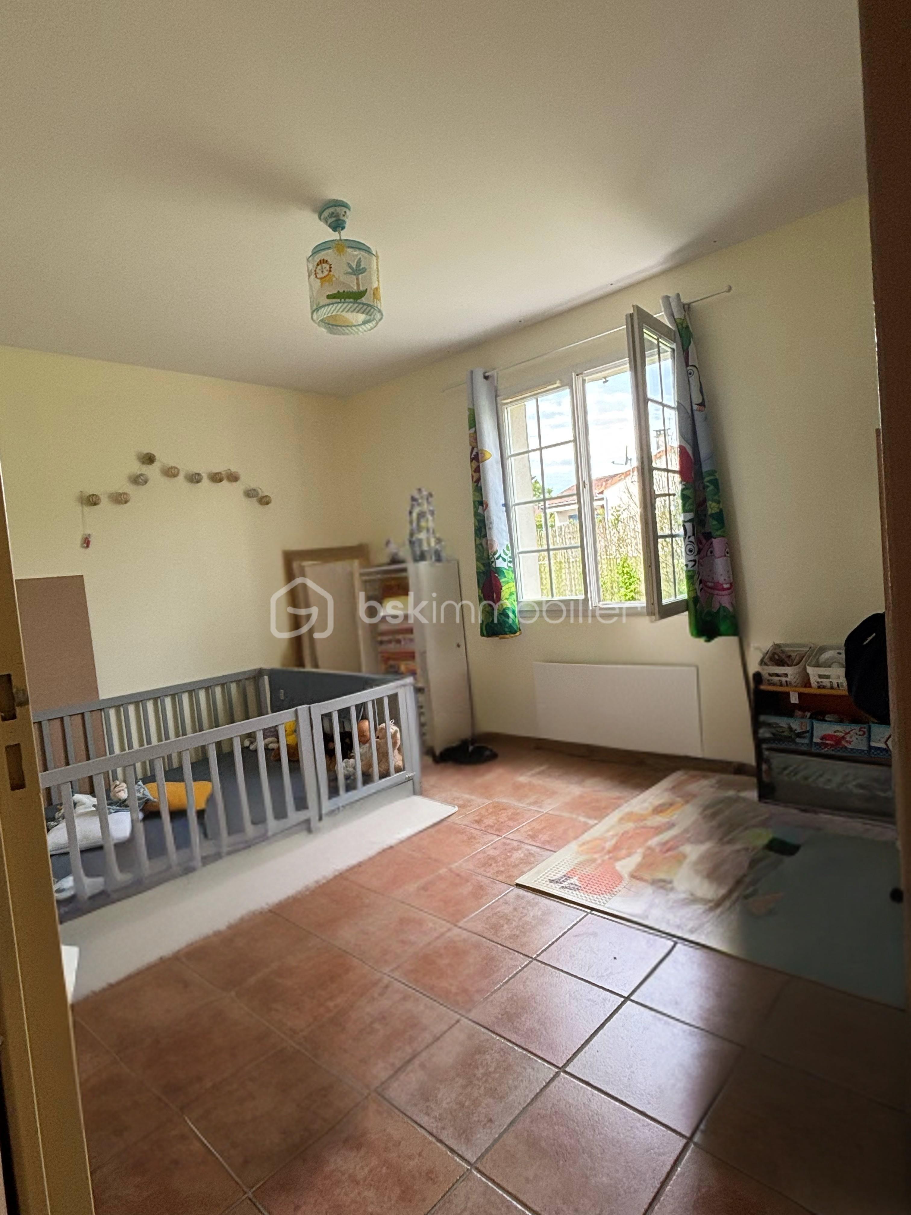 Maison traditionnelle de 84 m² - chambre 2.jpg