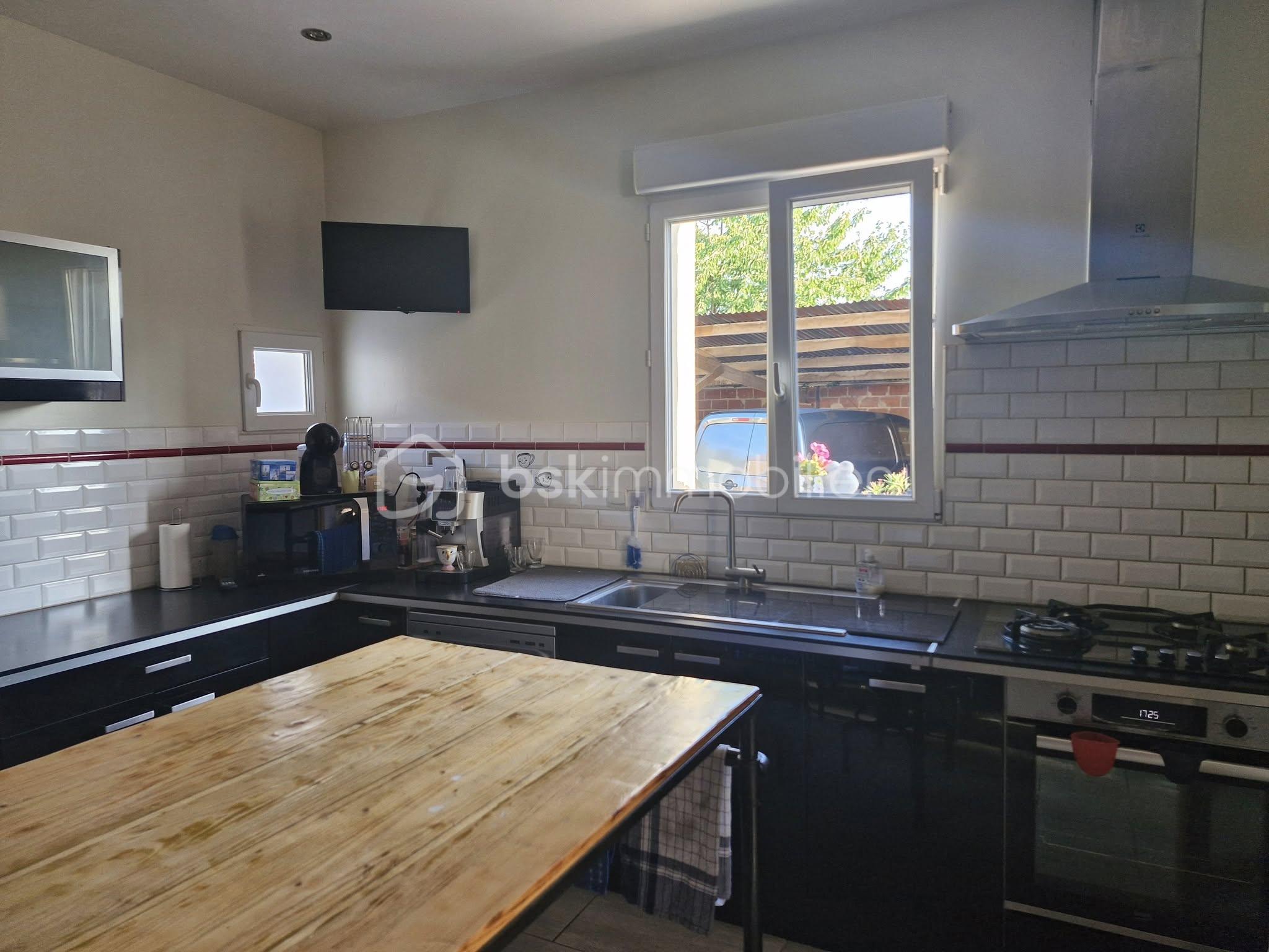 Maison de 165 m² - 558976381_24970580789220943_8977911482643572110_n.jpg