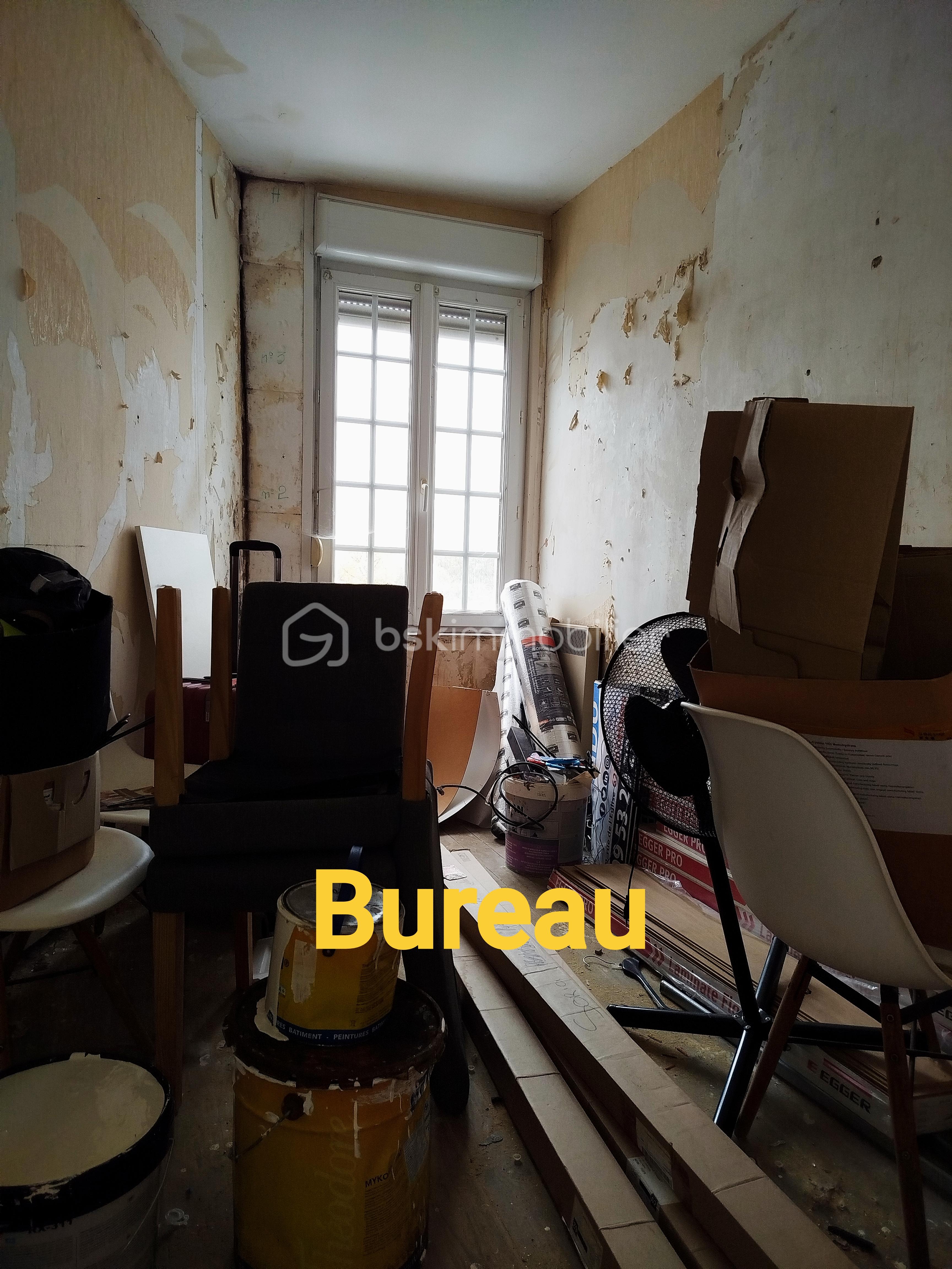 Maison traditionnelle de 60 m² - bureau1.jpg