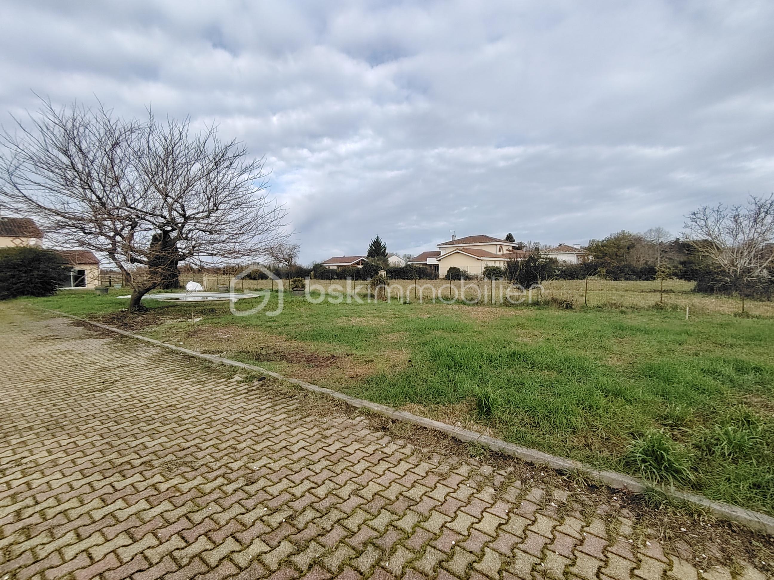 Maison de 125 m² - jardin.jpg