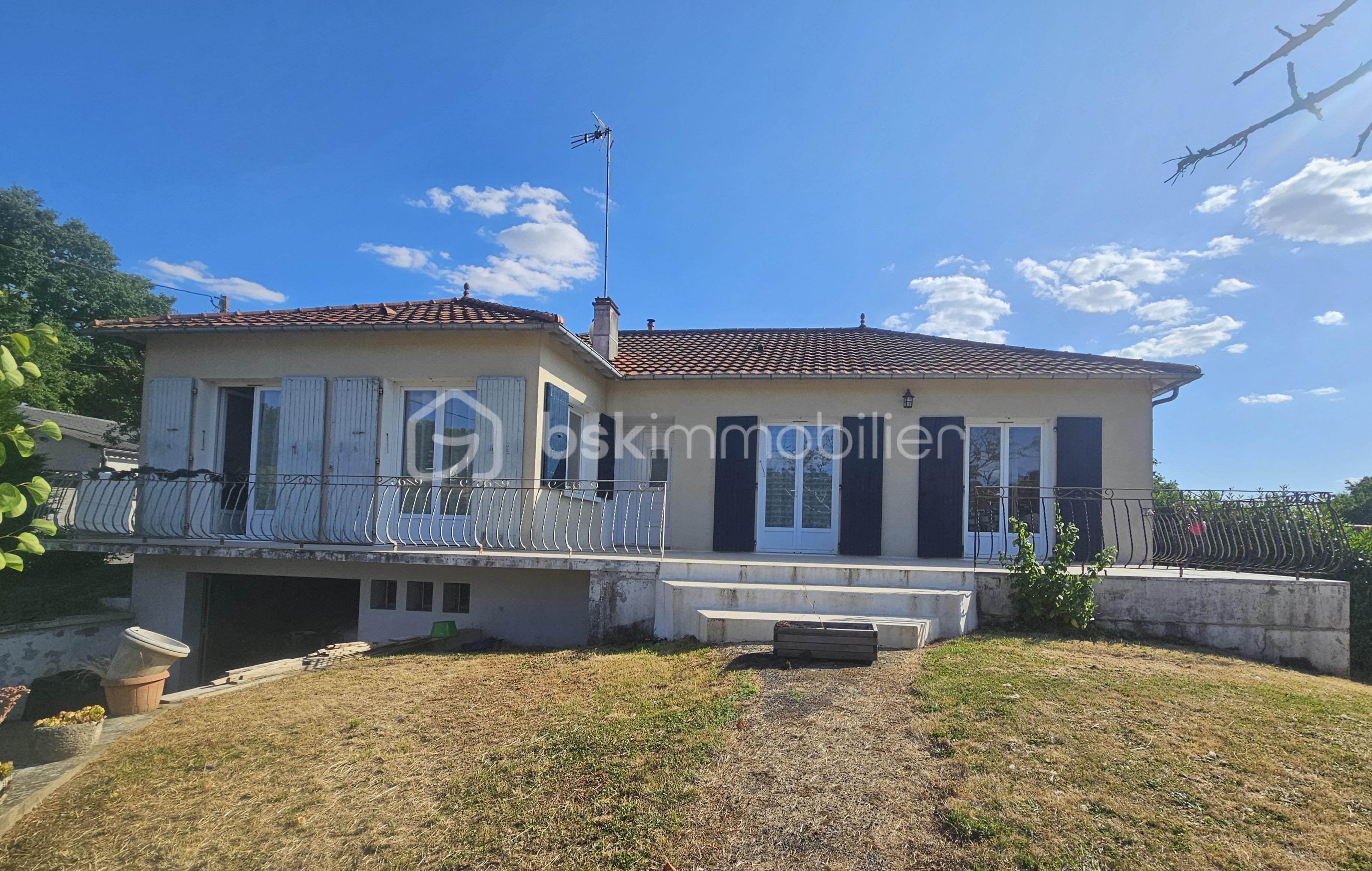 Maison traditionnelle de 128 m² - comte 1.jpg