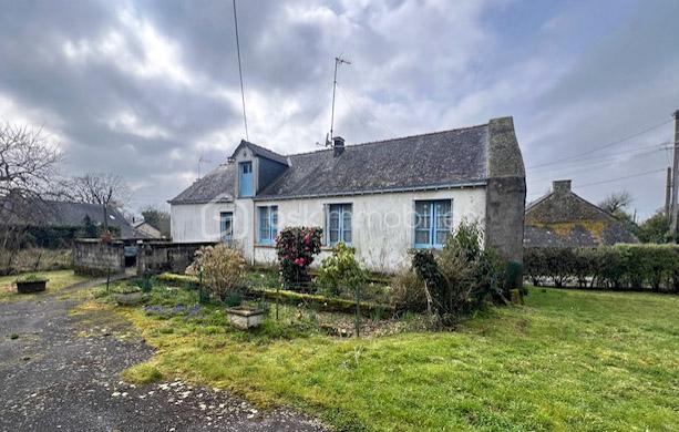 Terrain de 1 679 m² - Maison.jpg