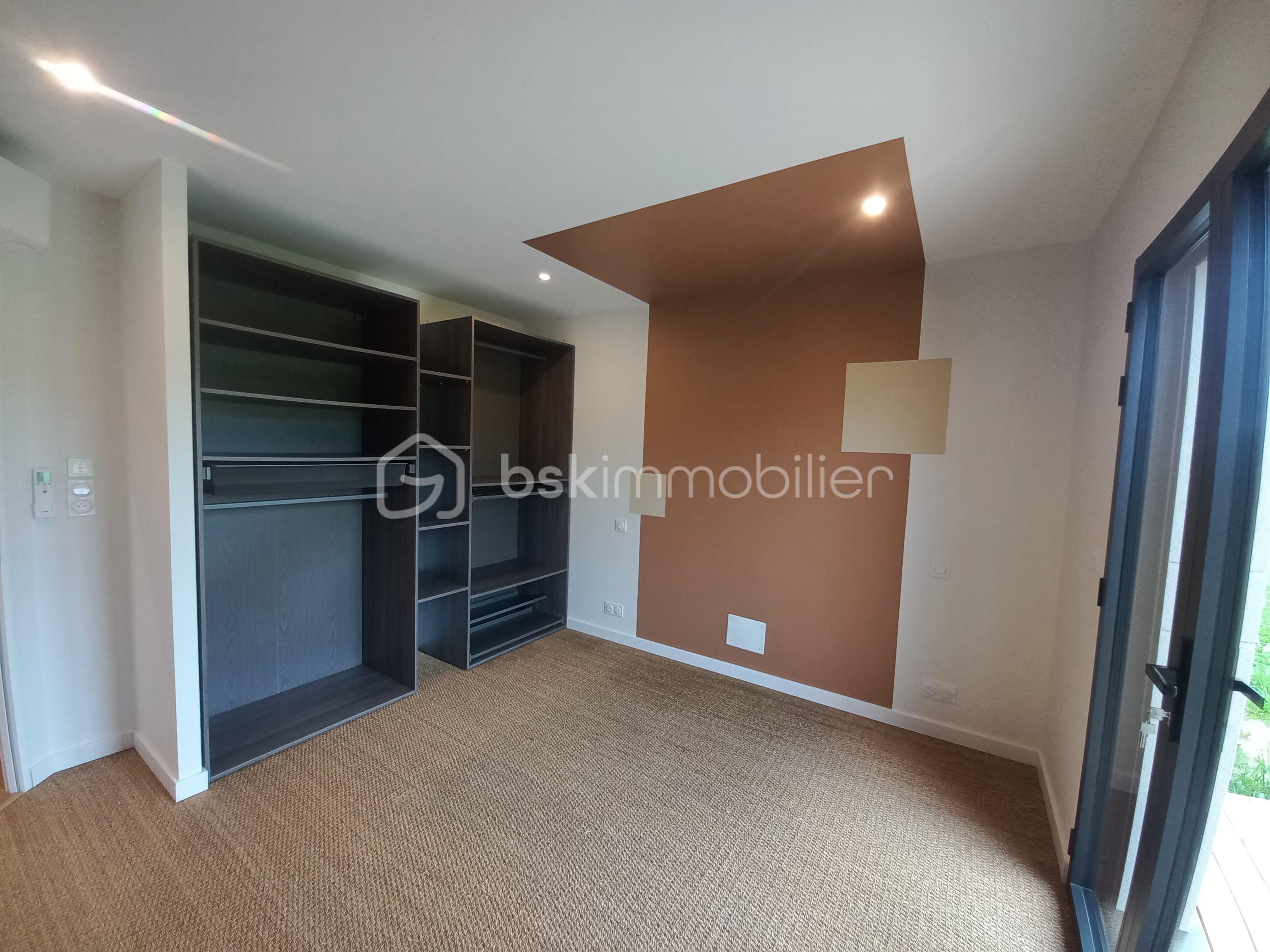 Maison traditionnelle de 220 m² - 20250519_142143.jpg