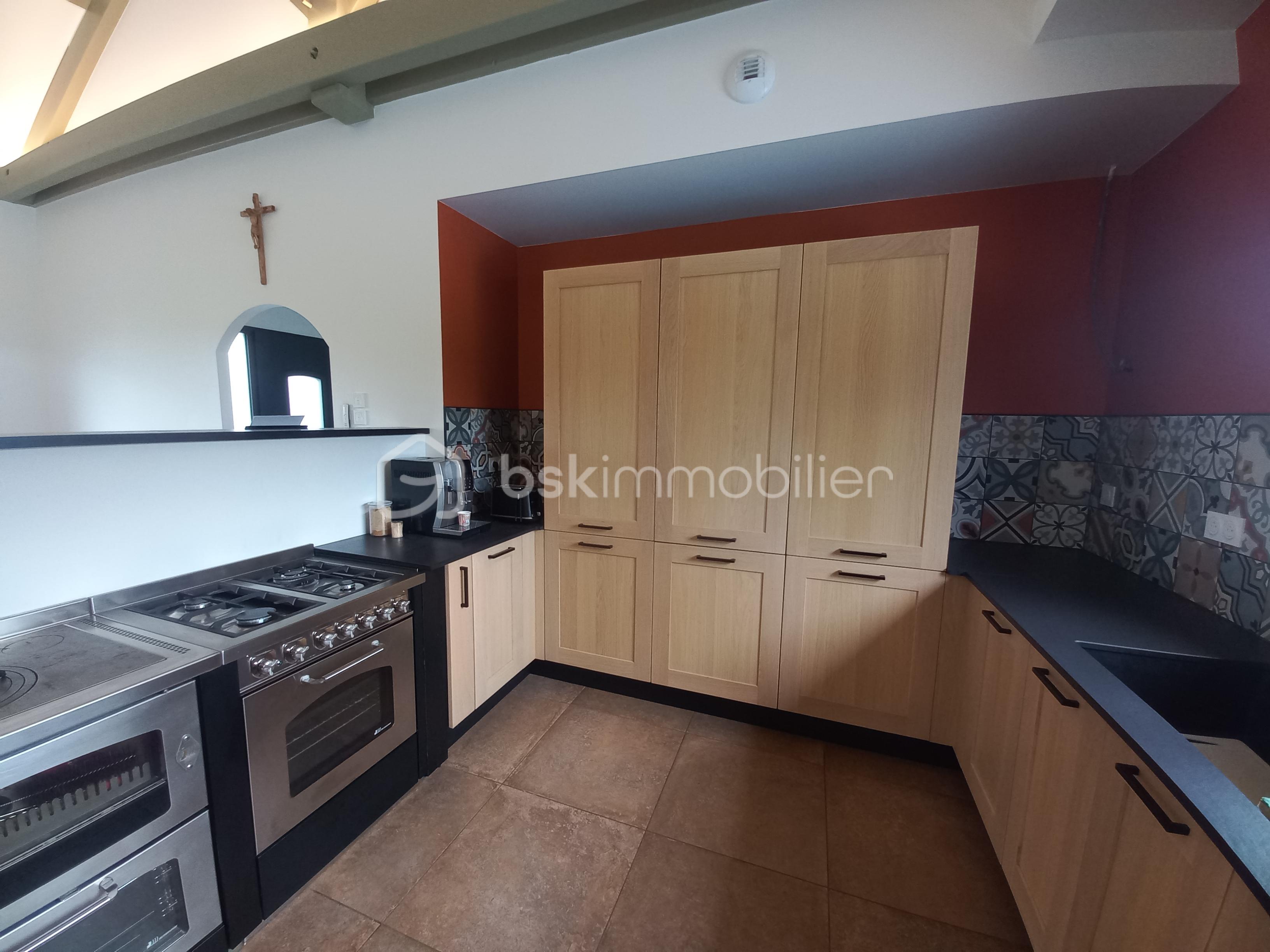 Maison traditionnelle de 220 m² - 20250519_141602 - Copie.jpg