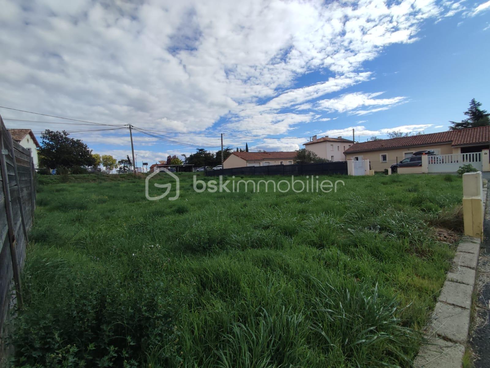 Lotissement de 631 m² - IMG-20250923-WA0008.jpg
