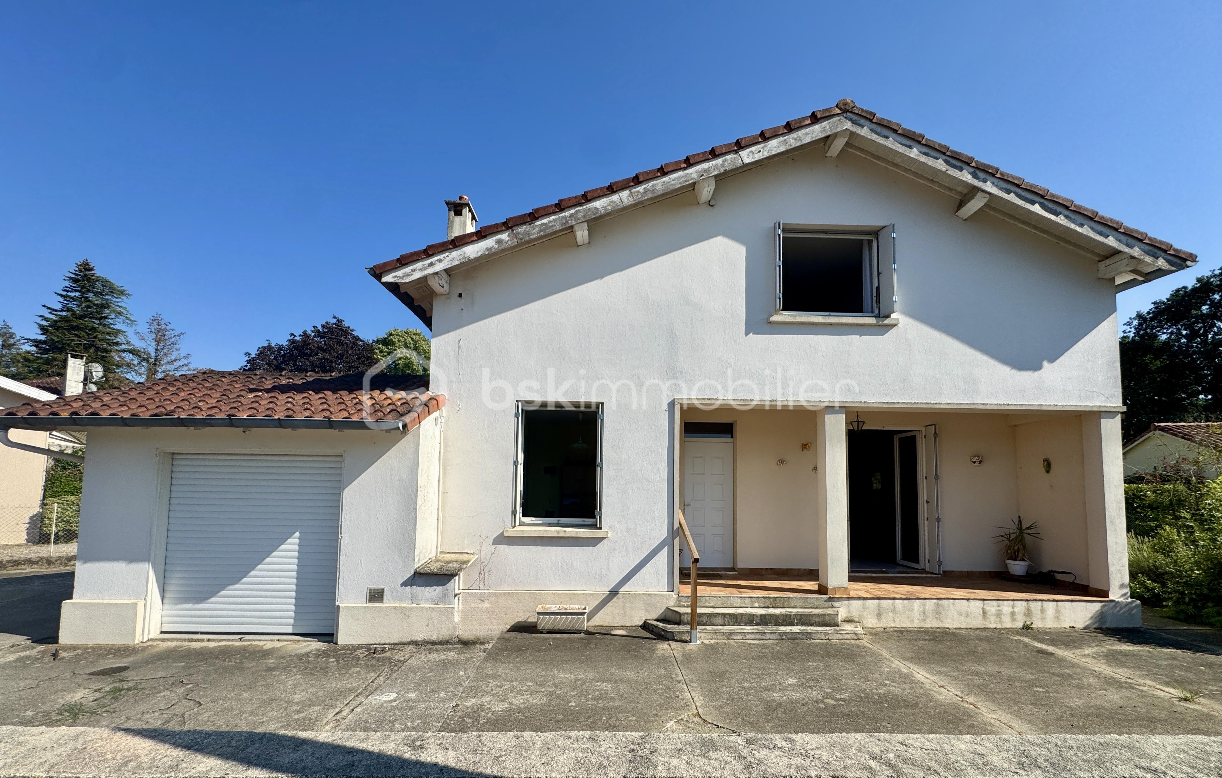 Maison 5 pièces 108 m² · à Saïx · 108 m² · 191 000 €
