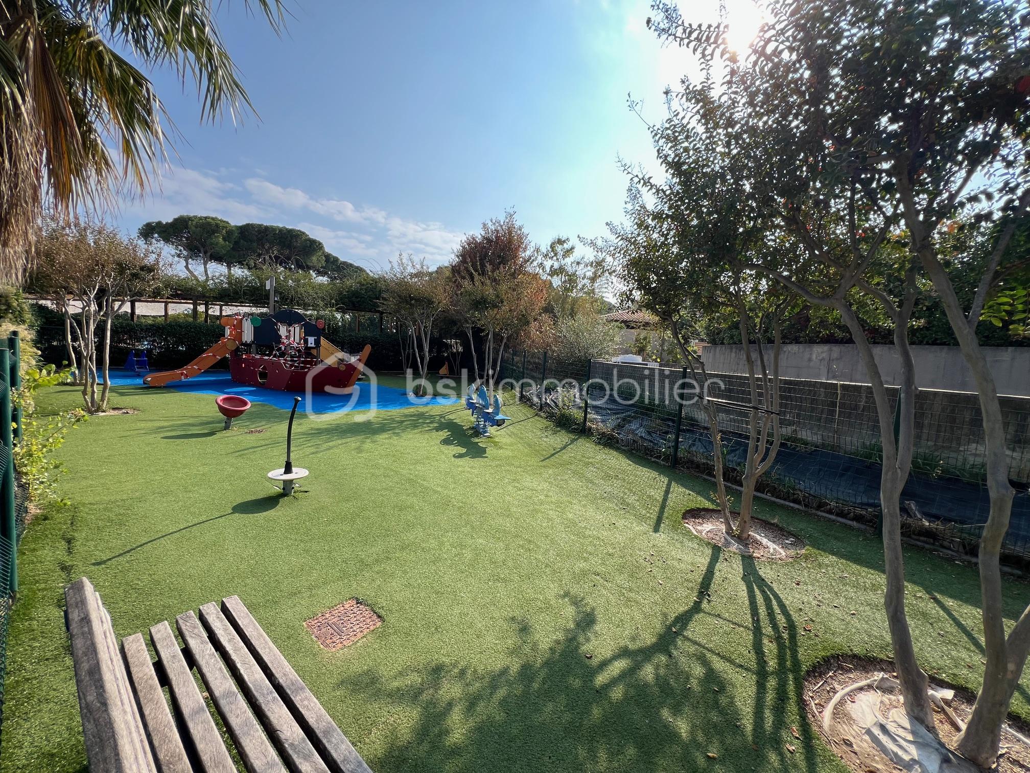 Appartement de 38,02 m² - AIRE JEUX ENFANTS 2.jpg