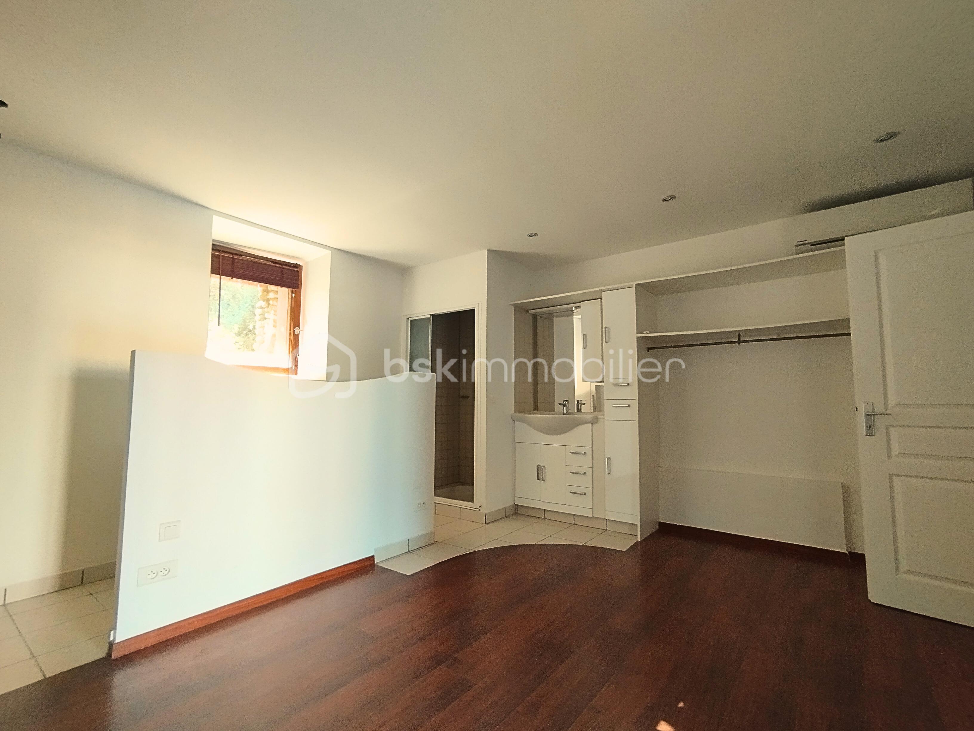 Maison de 232 m² - IMG_20251018_145439 - Modifié.jpg