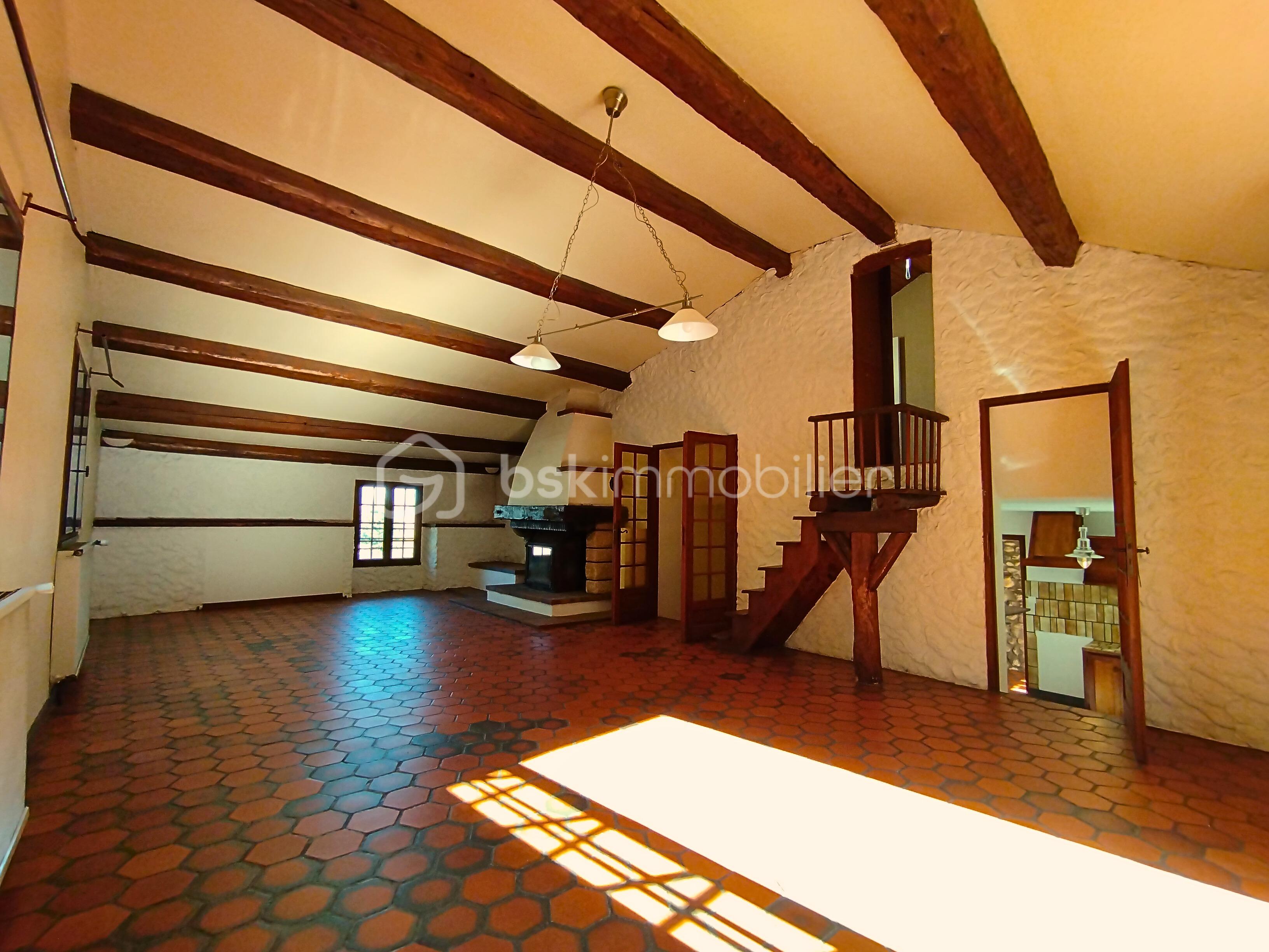 Maison de 232 m² - IMG_20251018_143618 - Modifié.jpg