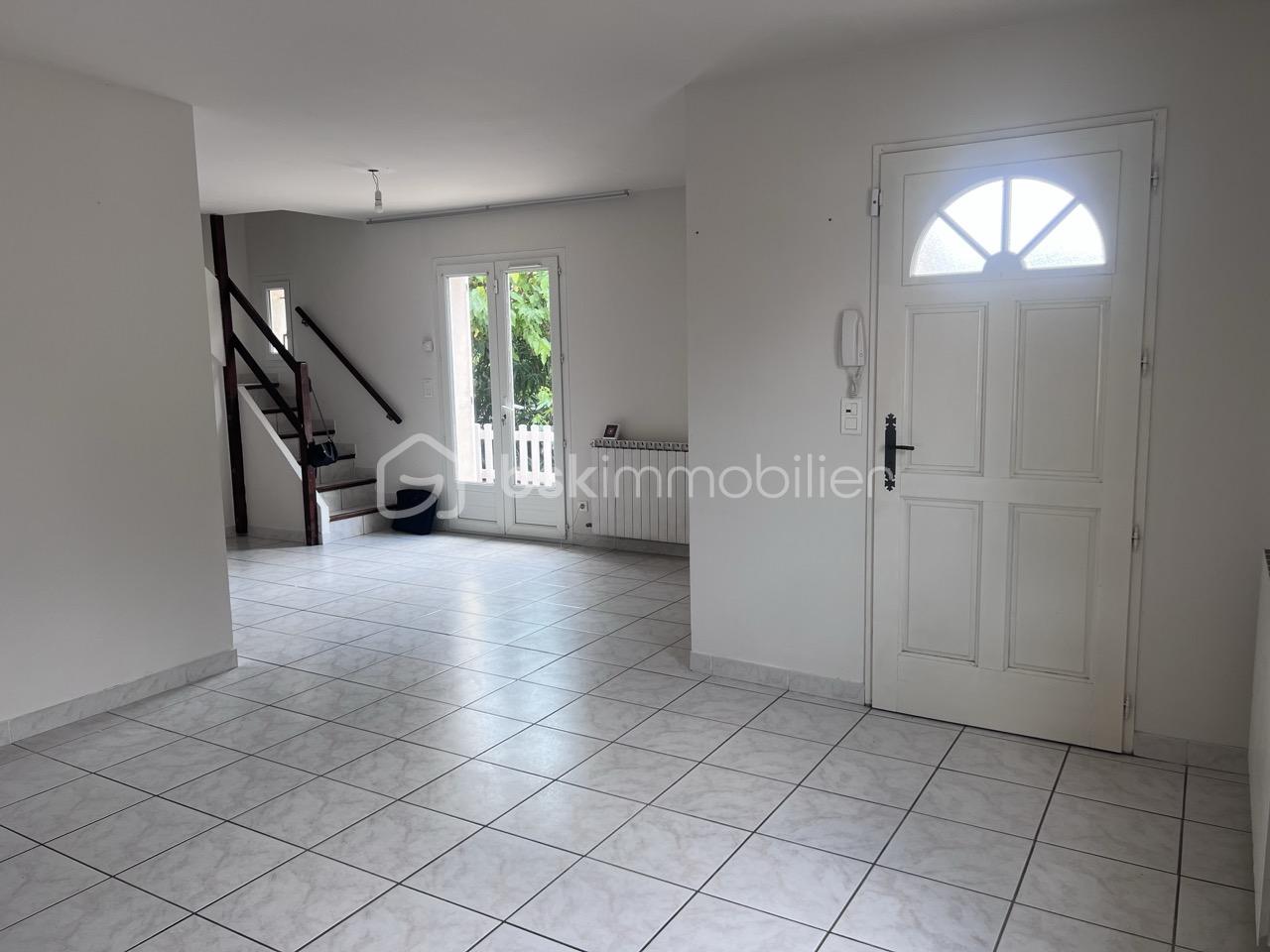 Maison de 115 m² - salon 2.jpeg