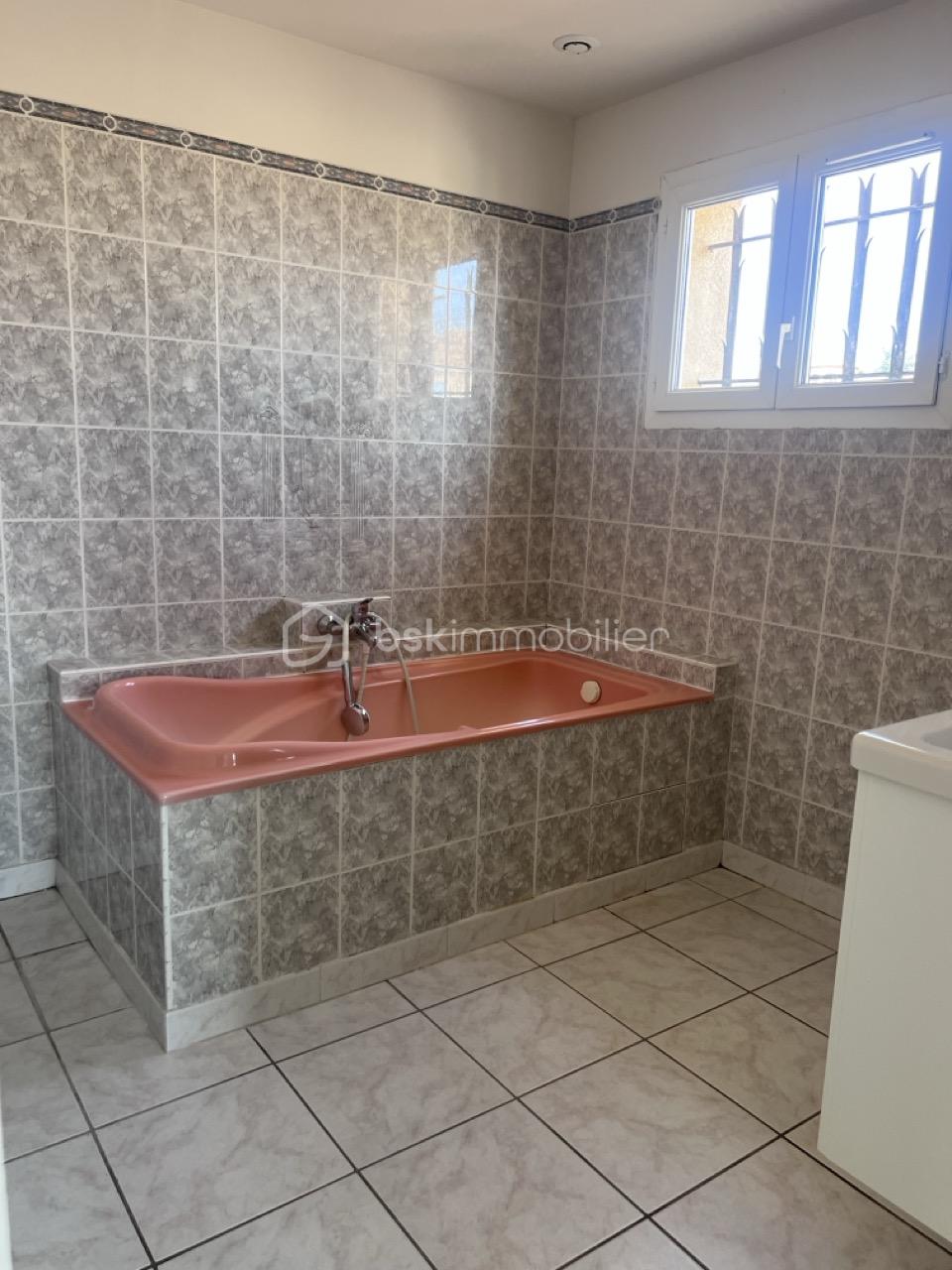 Maison de 115 m² - SDB WC haut.jpeg