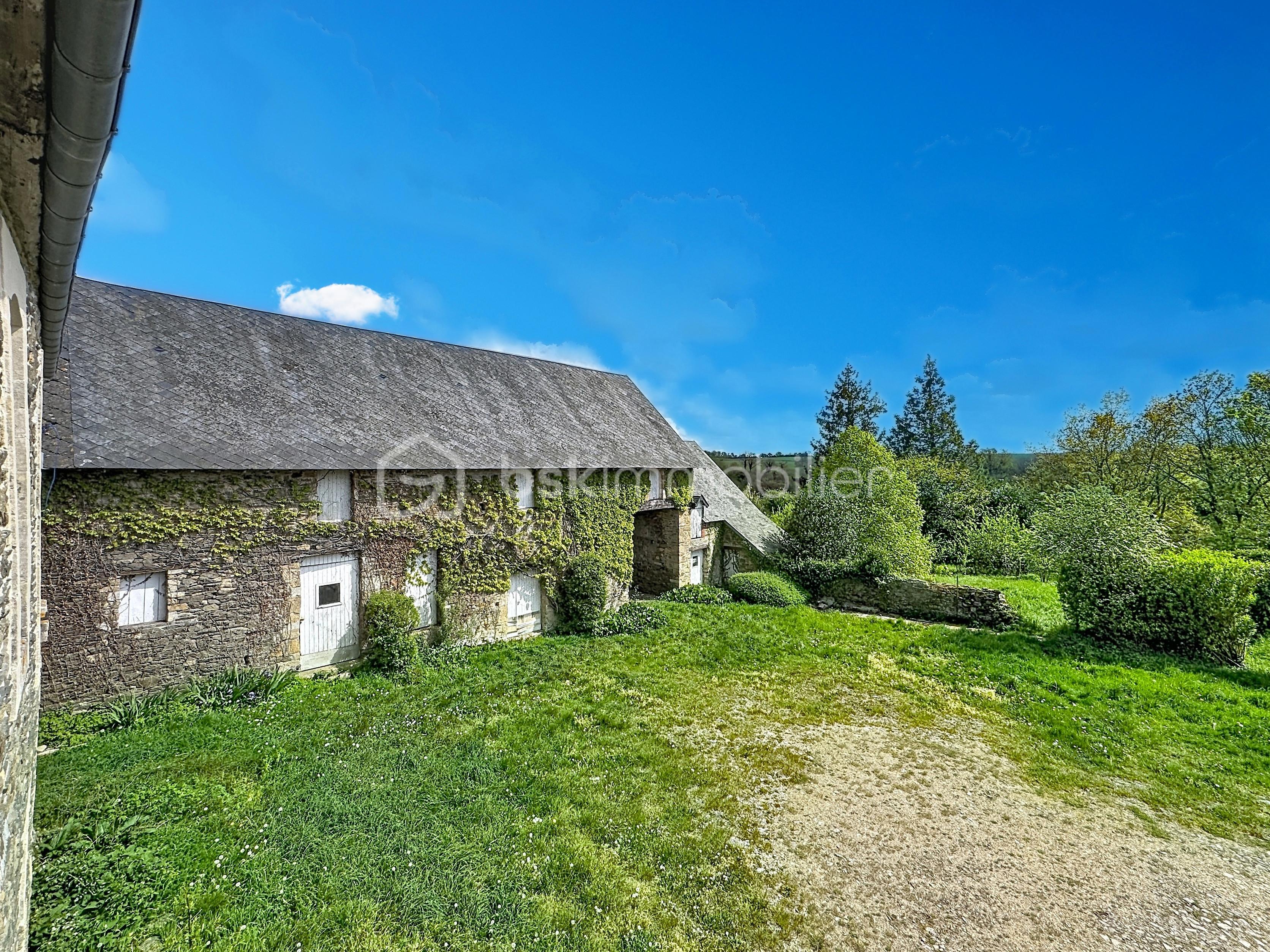 Batiment droite.jpg