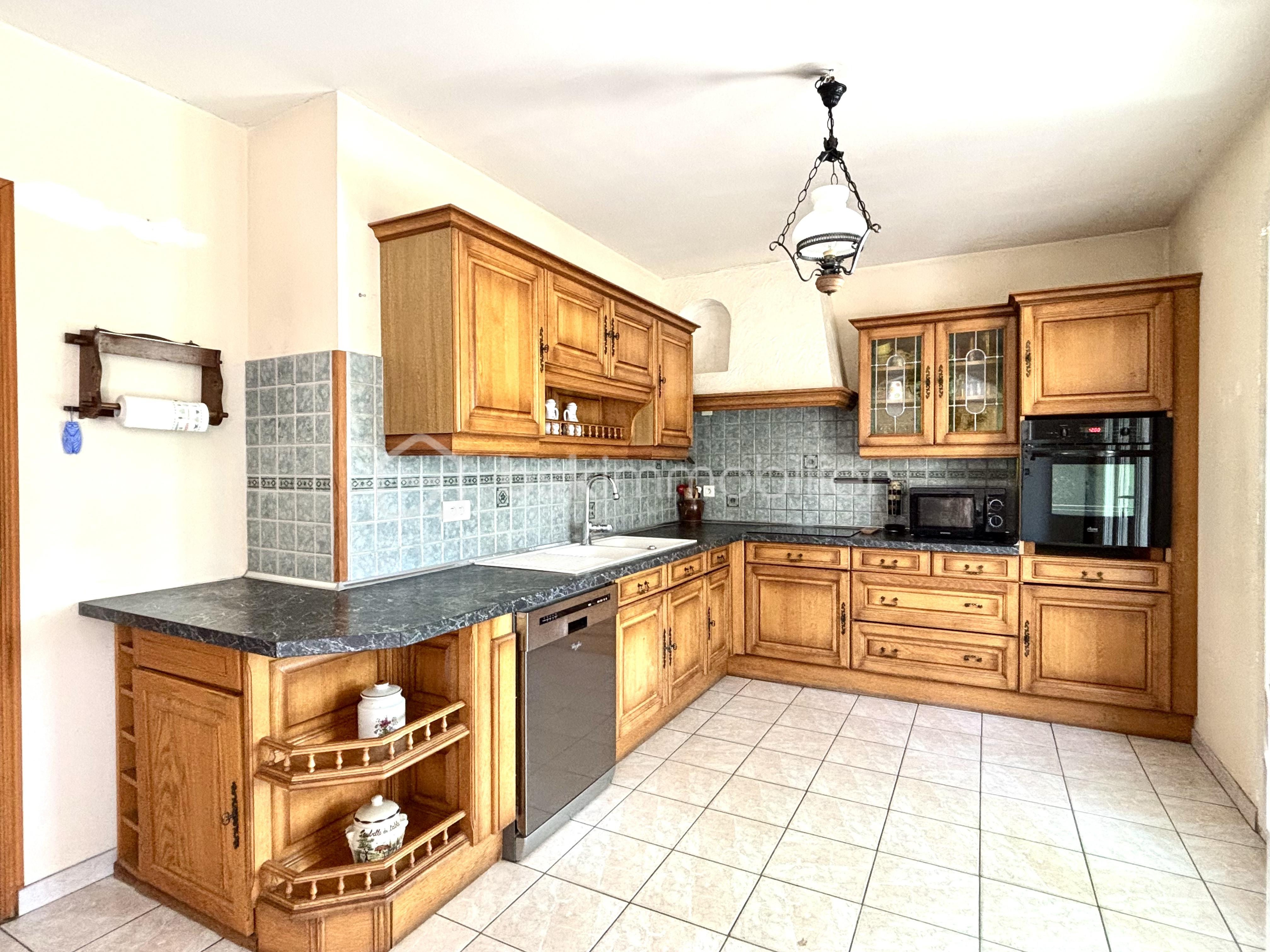 Maison traditionnelle de 150 m² - tempImagewwuI2w.png