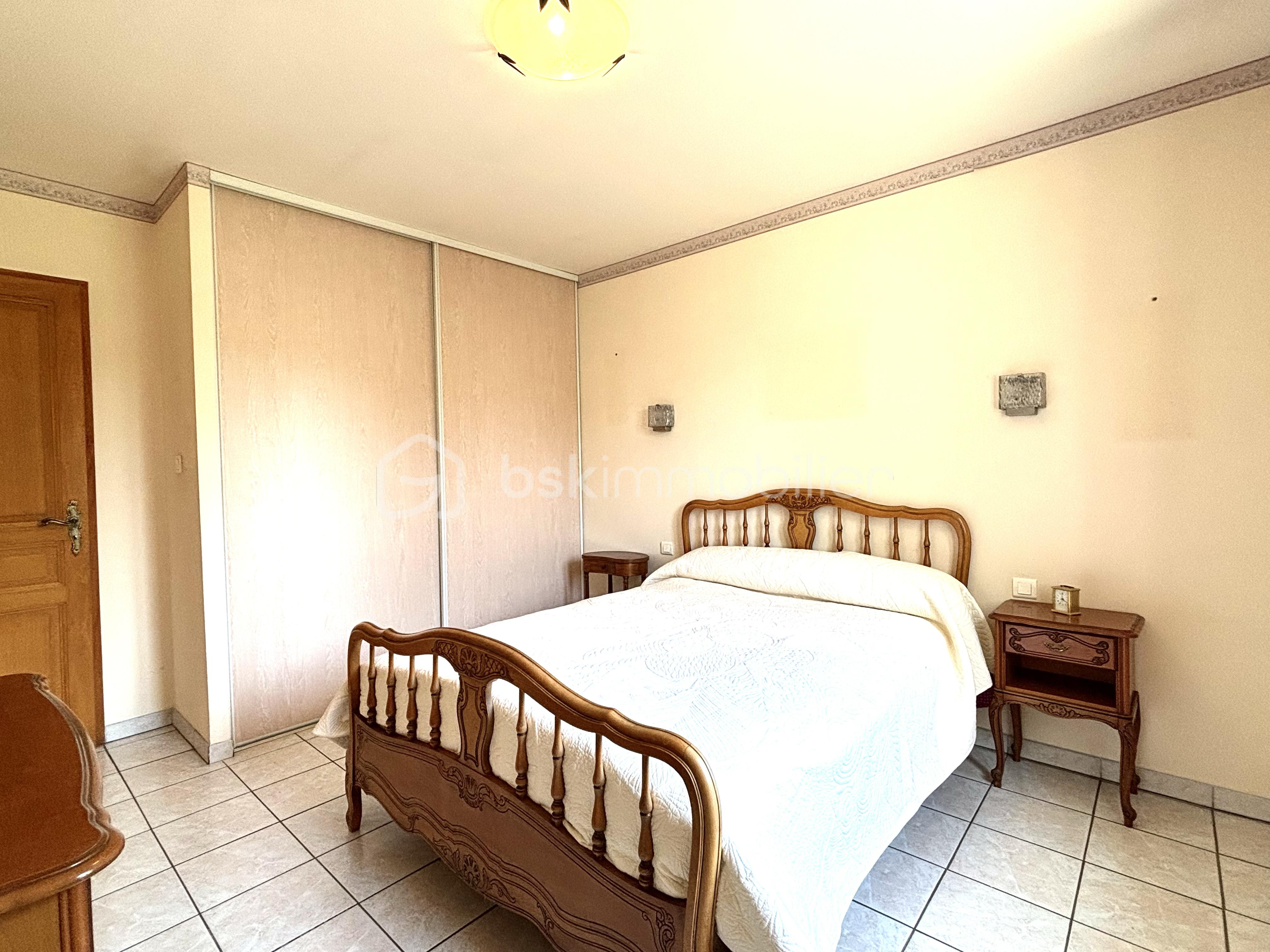 Maison traditionnelle de 150 m² - tempImagepqJz7c.png