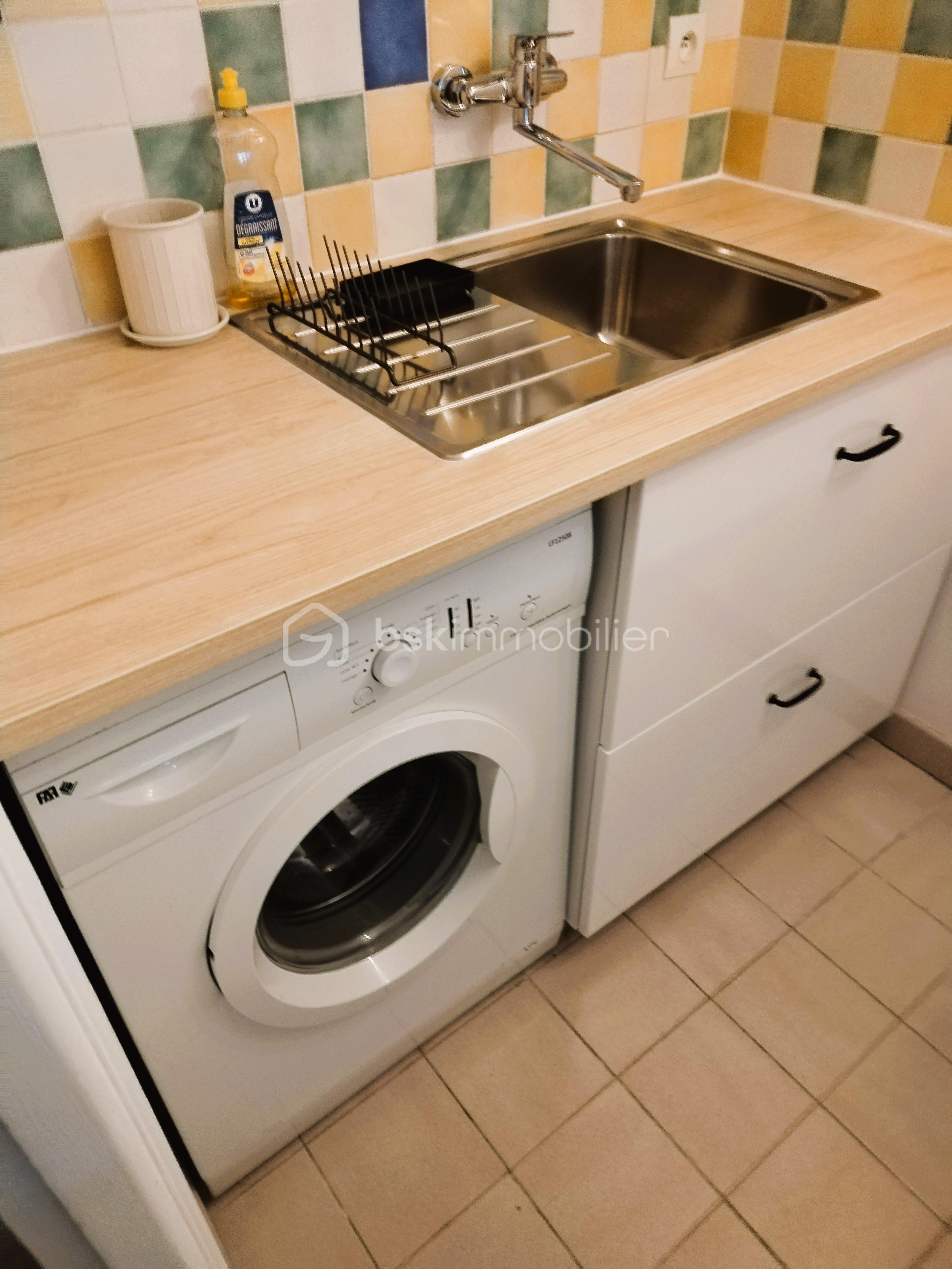 Immeuble mixte de 170 m² - valeriane cuisine 3.jpg