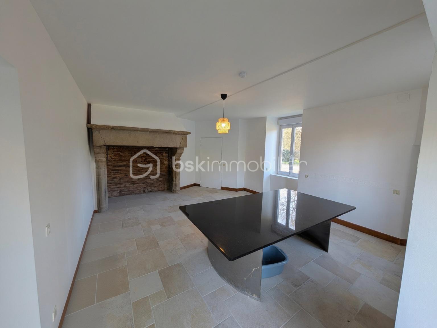 Appartement de 83,10 m² - AZt0ge8QQralrb2m6dHuIw-AZt0ge8QotN_oBmbcAgqaA.jpg