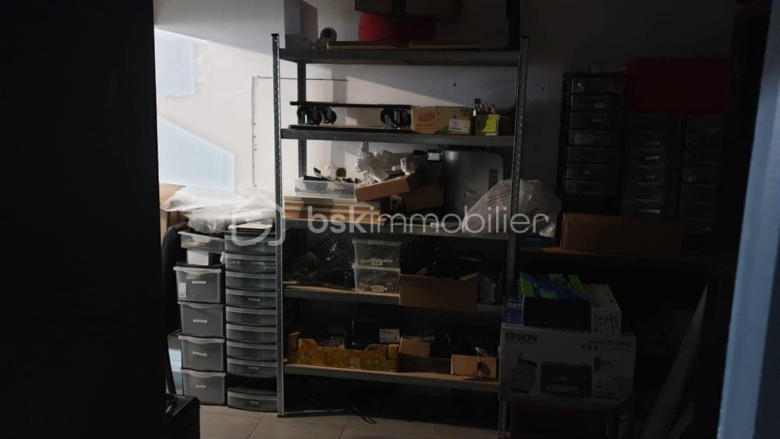 Immeuble mixte de 180 m² - a845800f-d36b-4ef5-bd19-2d083b623a06.jpg