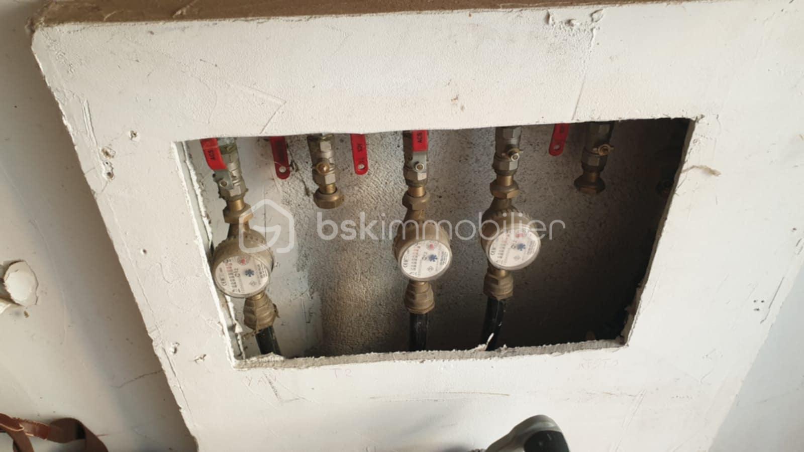 Immeuble mixte de 180 m² - fdaaf490-903b-4b99-8bce-06097b0bddd1.jpg