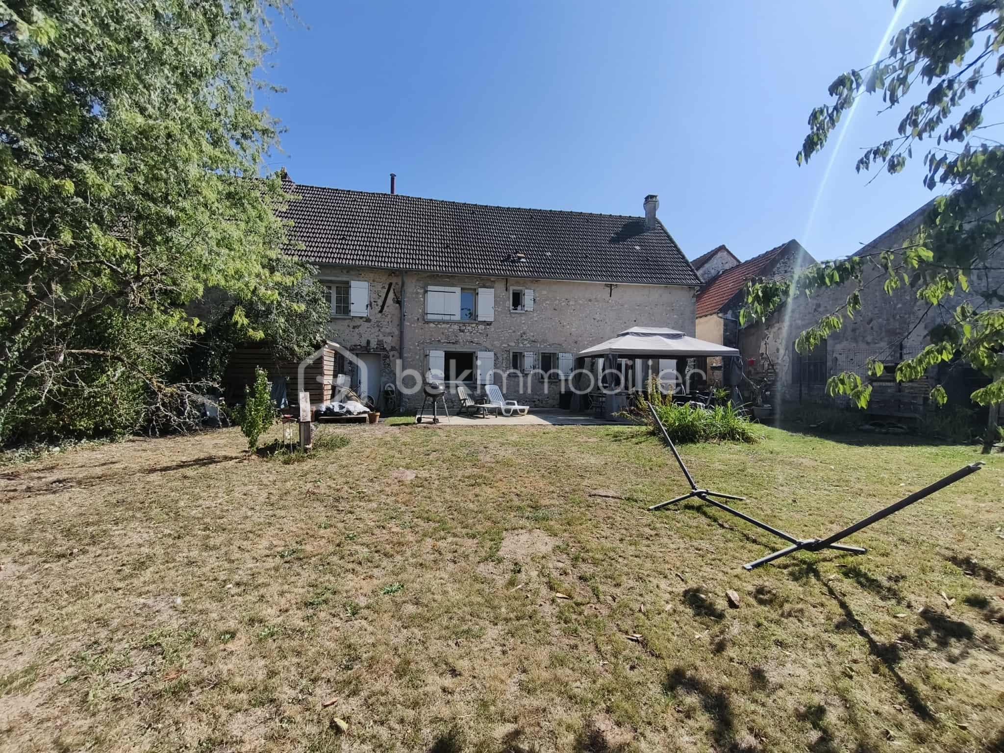 Maison de 170 m² - 0fc0dab3-413b-4930-8a7e-485f977fed0b.jpeg