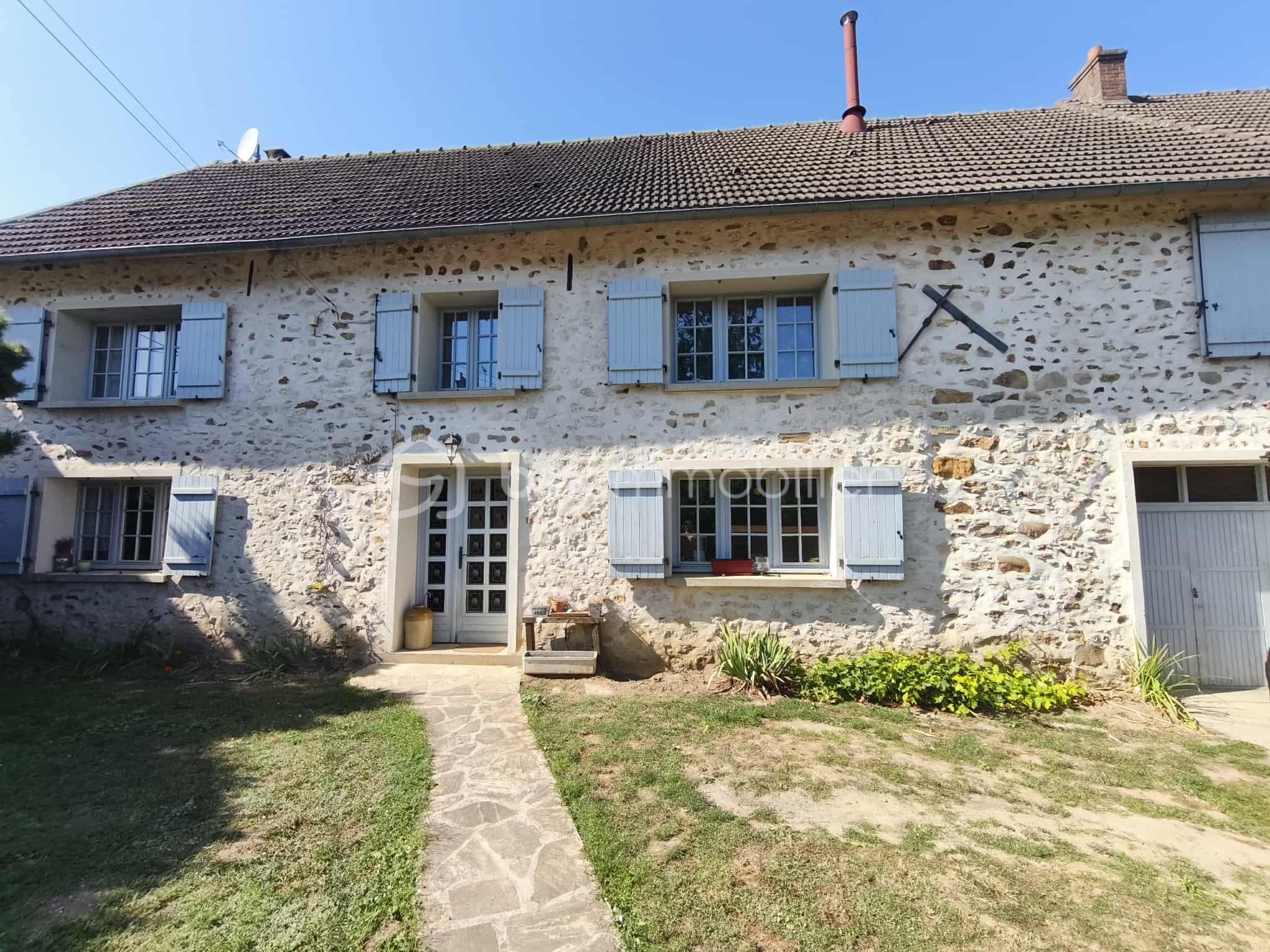 Maison de 170 m² - b6e60a02-9849-4608-a2b8-42e7bc0fab95.jpeg