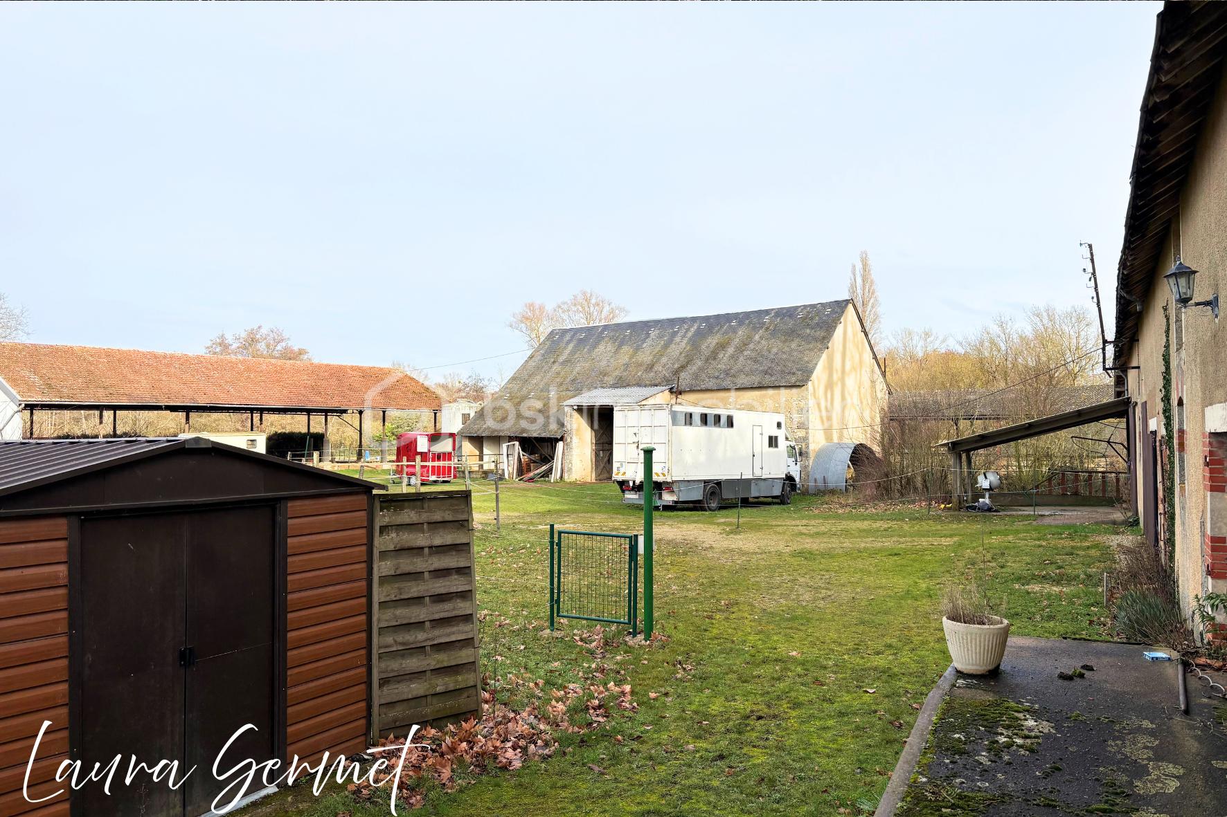 Propriete equestre de 100 m² - 1000002115.png