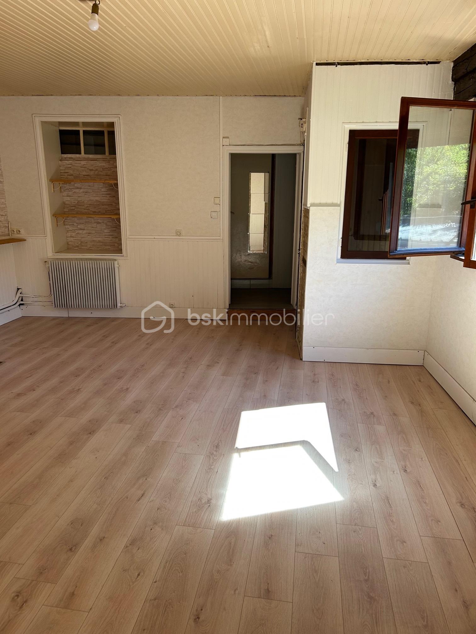 Maison de 122 m² - salon4.jpg