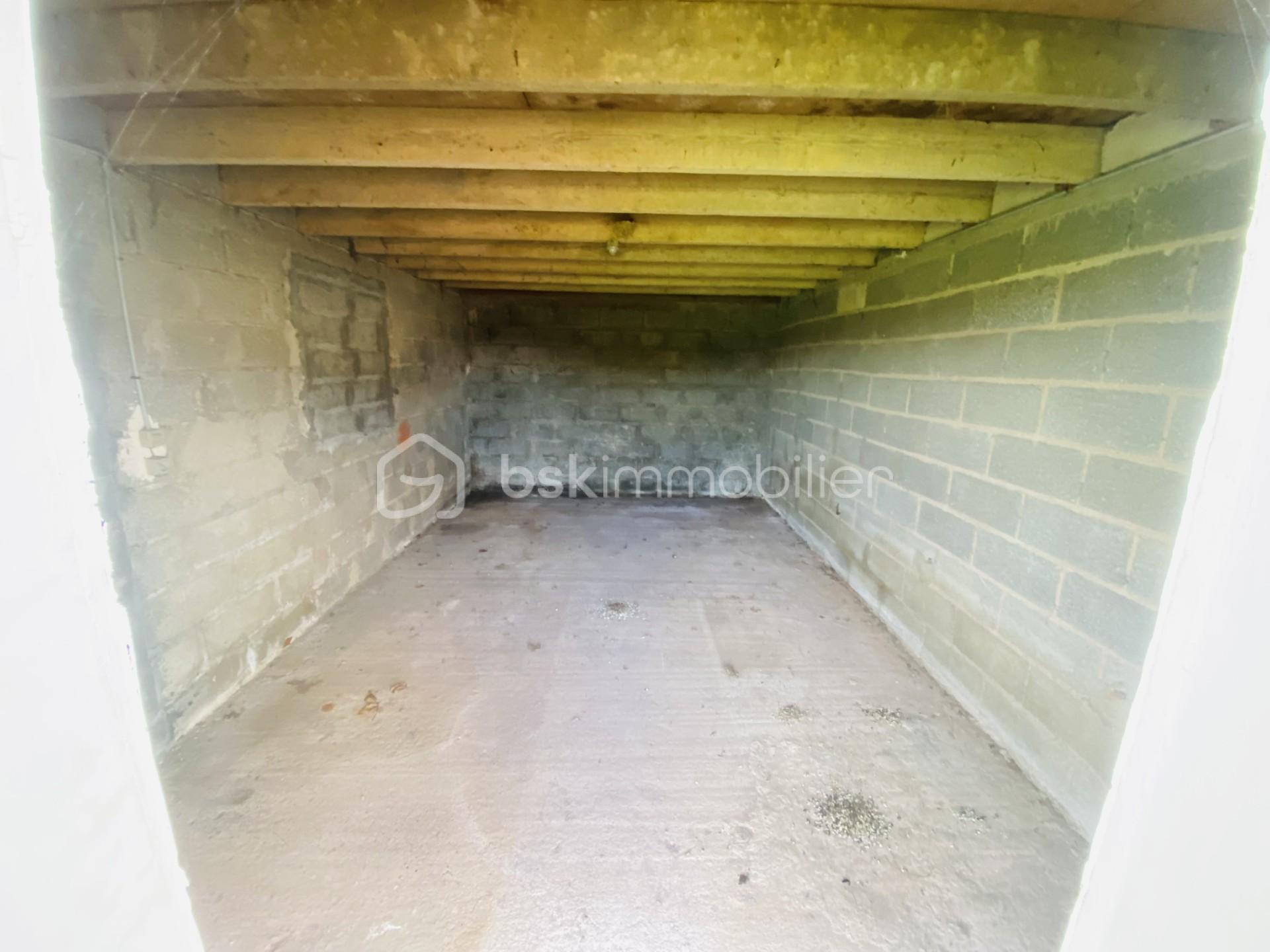 Terrain de 1 050 m² - thumbnail_IMG_9693.jpg