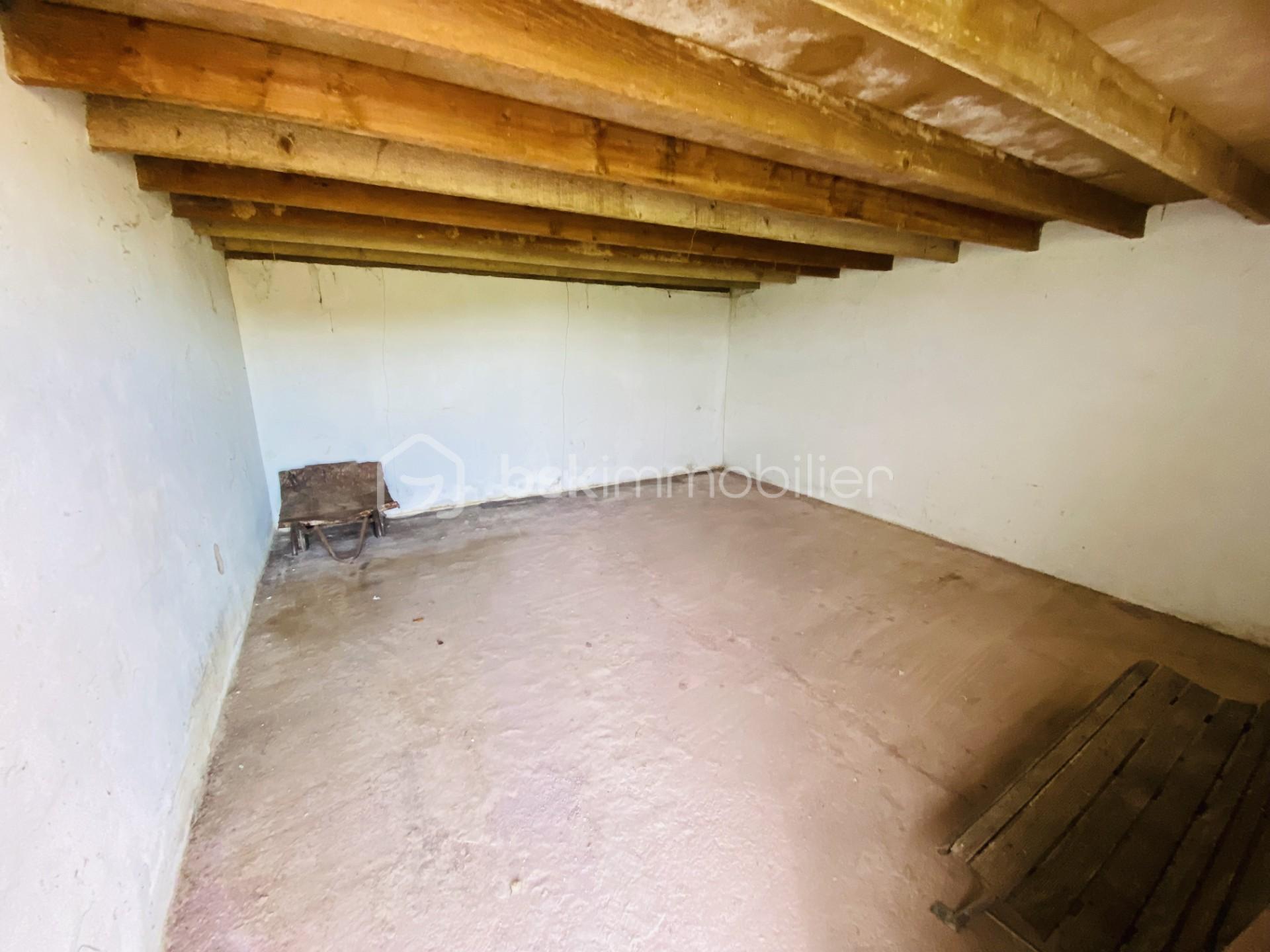 Terrain de 1 050 m² - thumbnail_IMG_9694.jpg