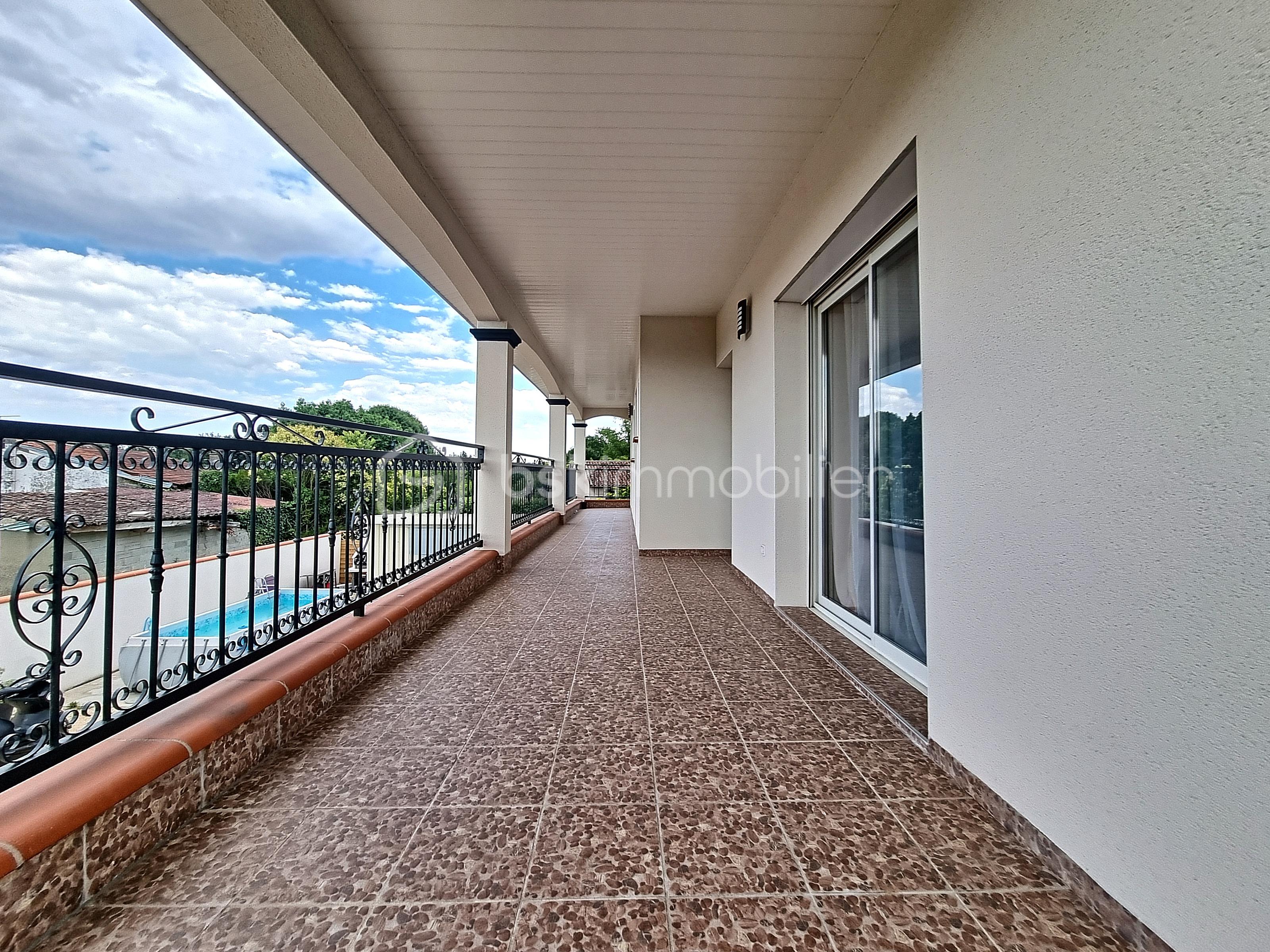 TERRASSE HAUT .jpg