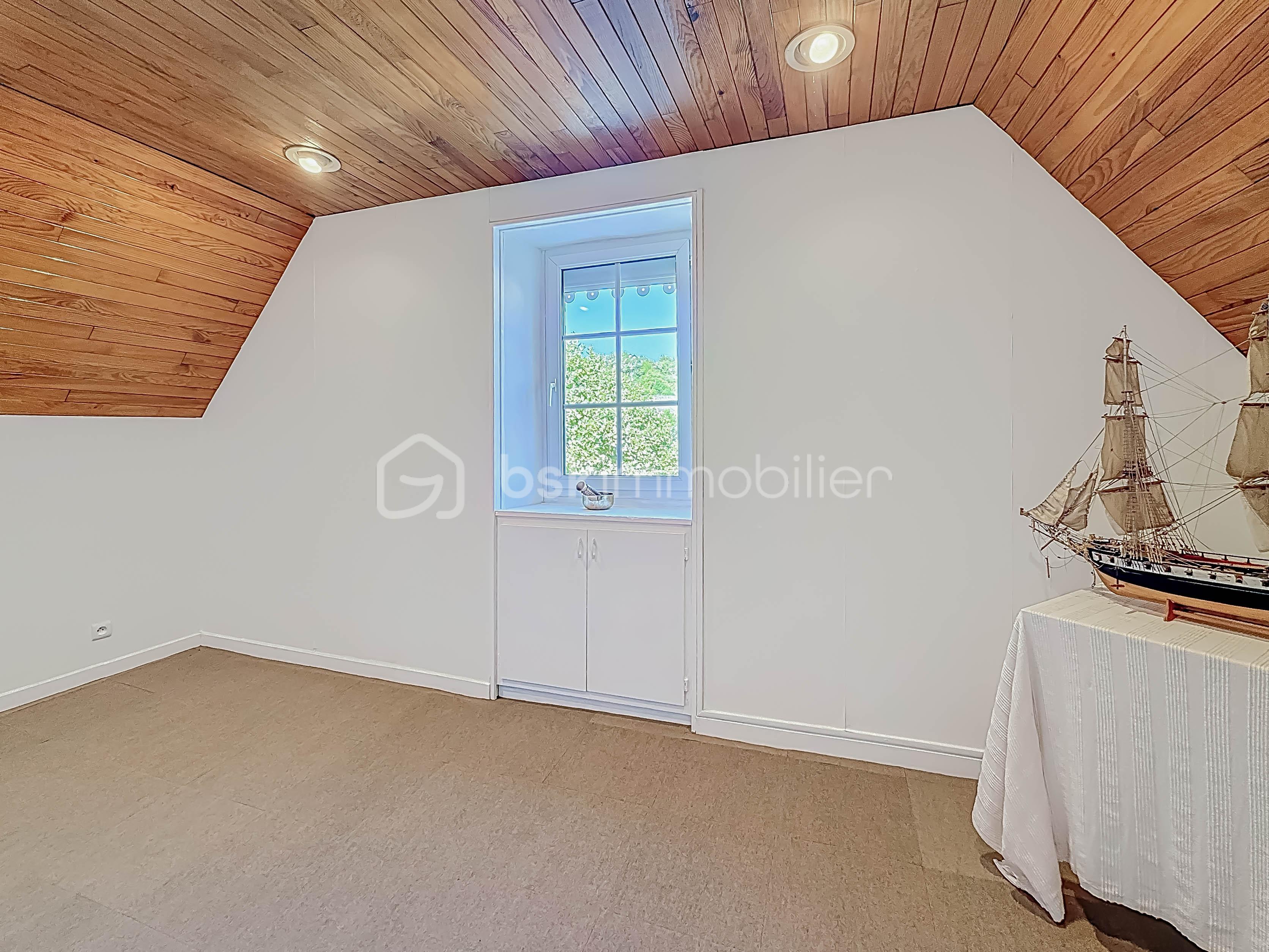 Maison de 151 m² - IMG_F499CB2E13CD-29.jpg