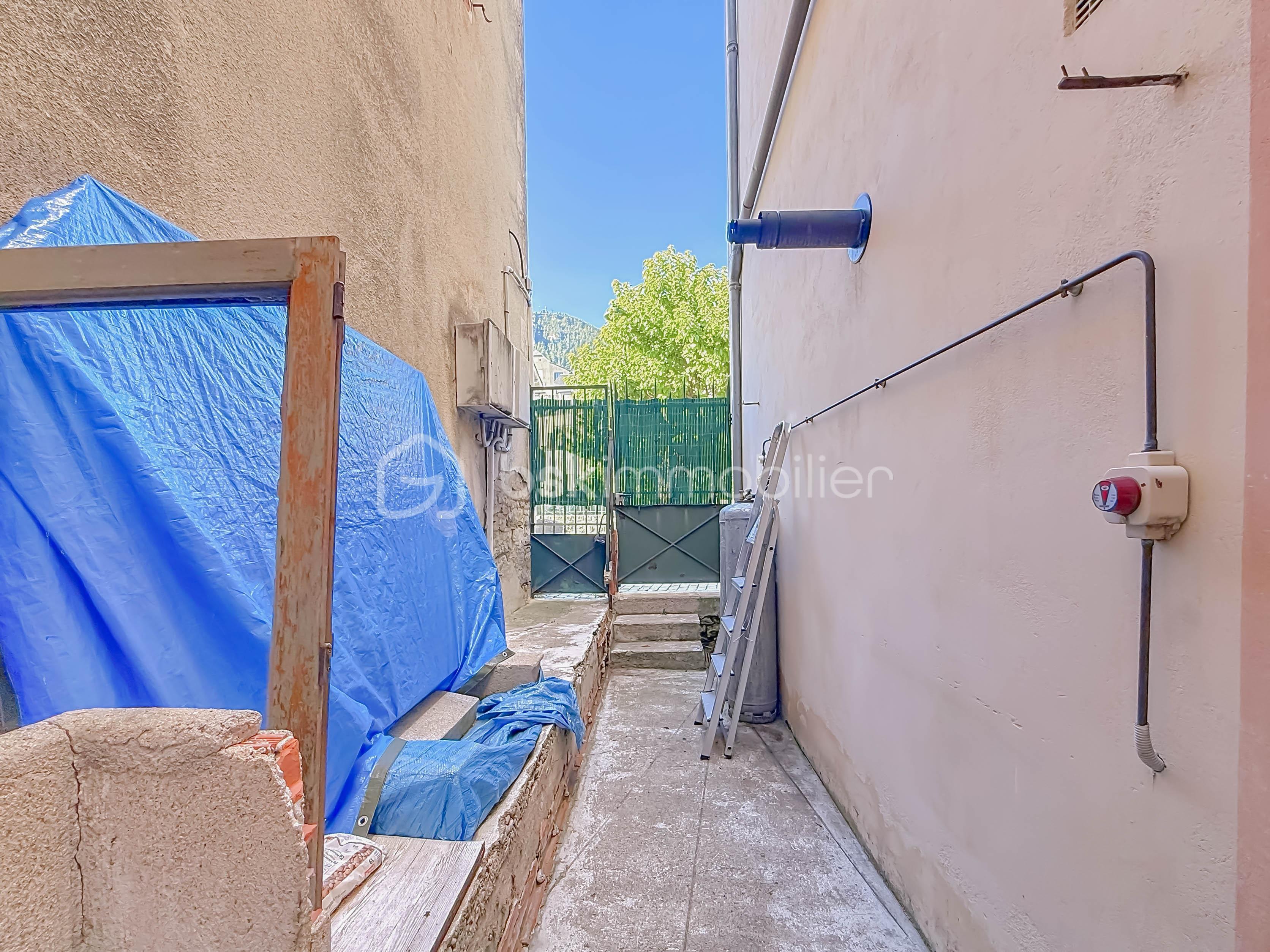 Maison de 151 m² - IMG_F499CB2E13CD-10.jpg