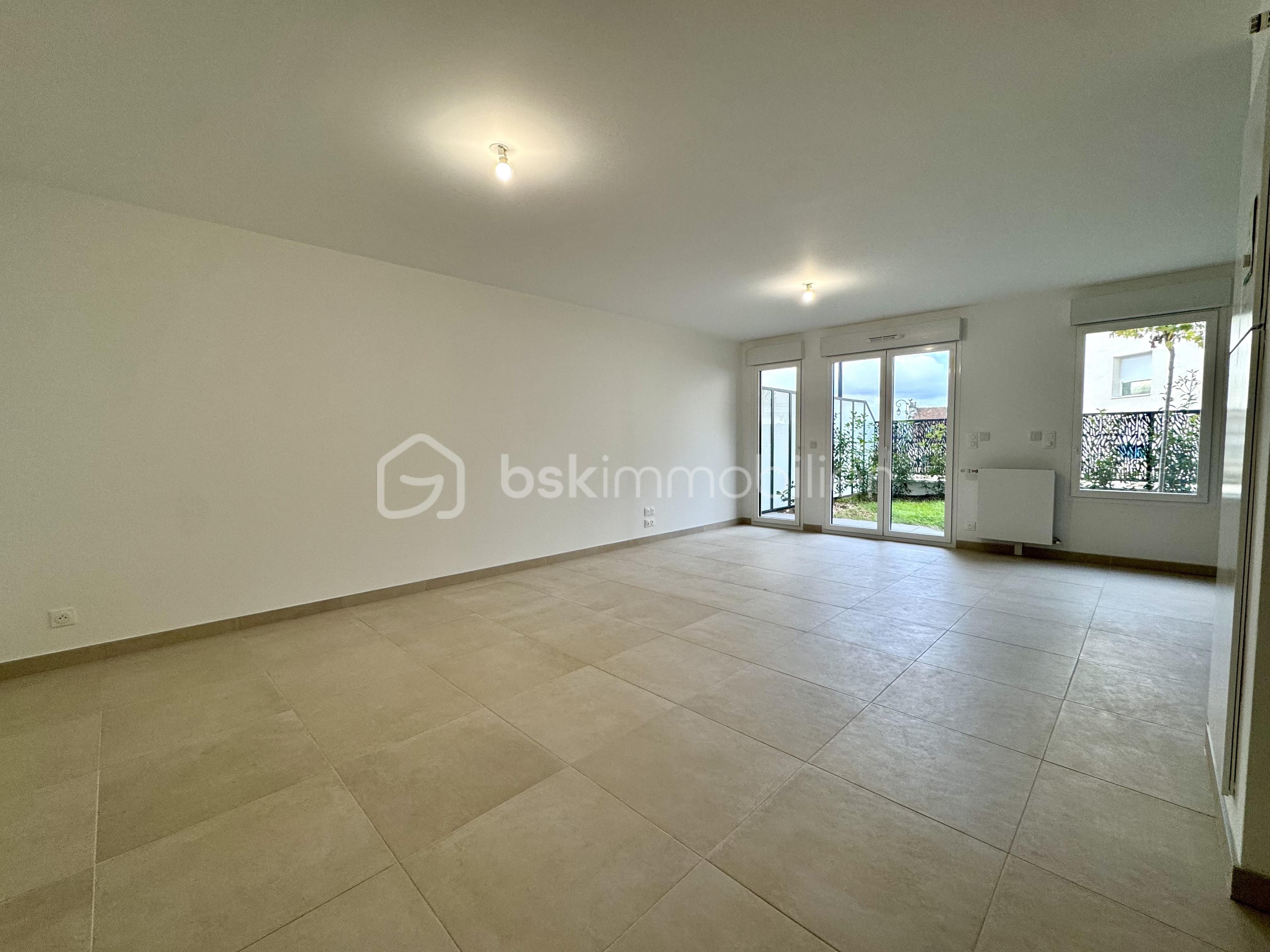 Appartement de 90,40 m² - Séjour .jpg