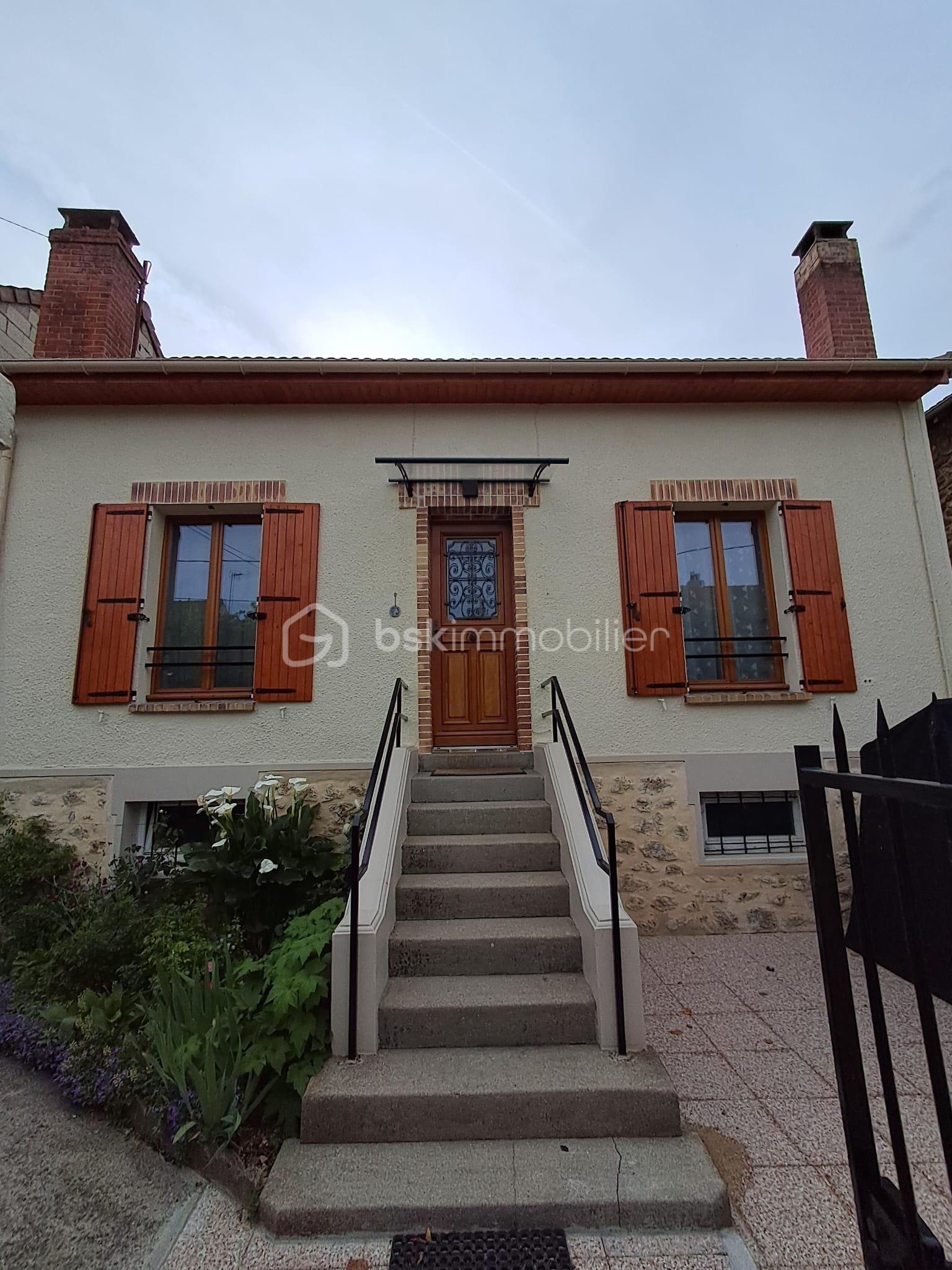 Maison de 140 m² - IMG-20250525-WA0019.jpg