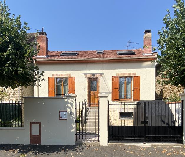 Maison de 140 m² - 01.png