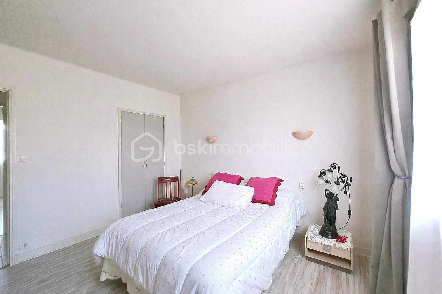 chambre mme lelievre.png