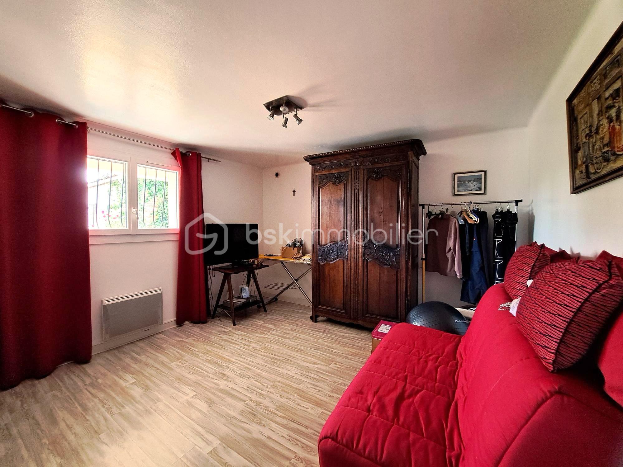 chambre du bas ou bureau lelievre.jpg