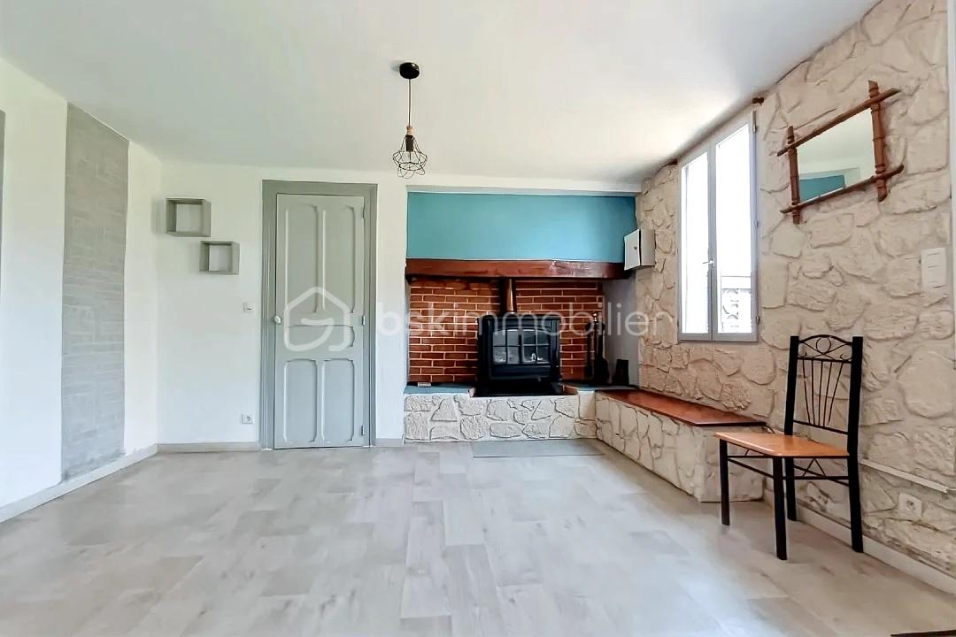 Maison de 90 m² - hoqi-e4f6f25573bd4737896af1d48f53e536.jpg