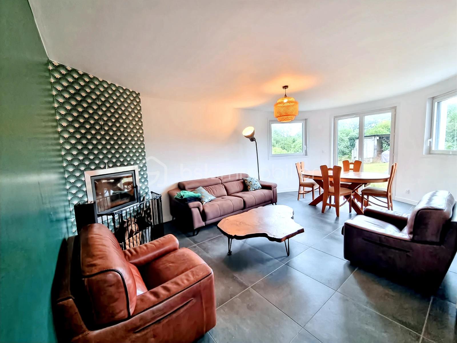 Maison de 162 m² - e41d4a65-f403-4779-b9e9-545ebee908a6.jpg