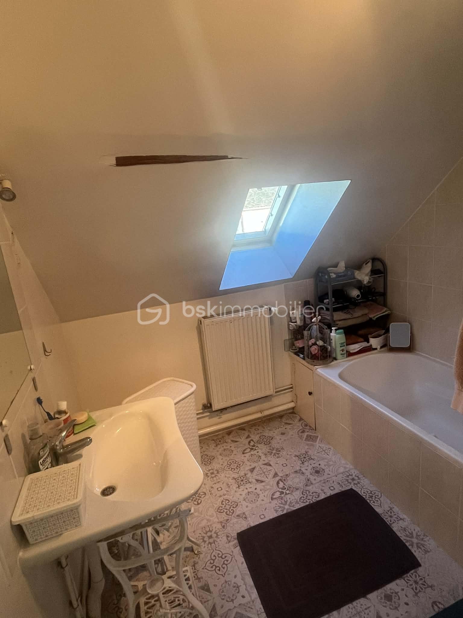 dcd4127f-a9c3-43eb-83d3-e1ff06eeb3b1.jfif