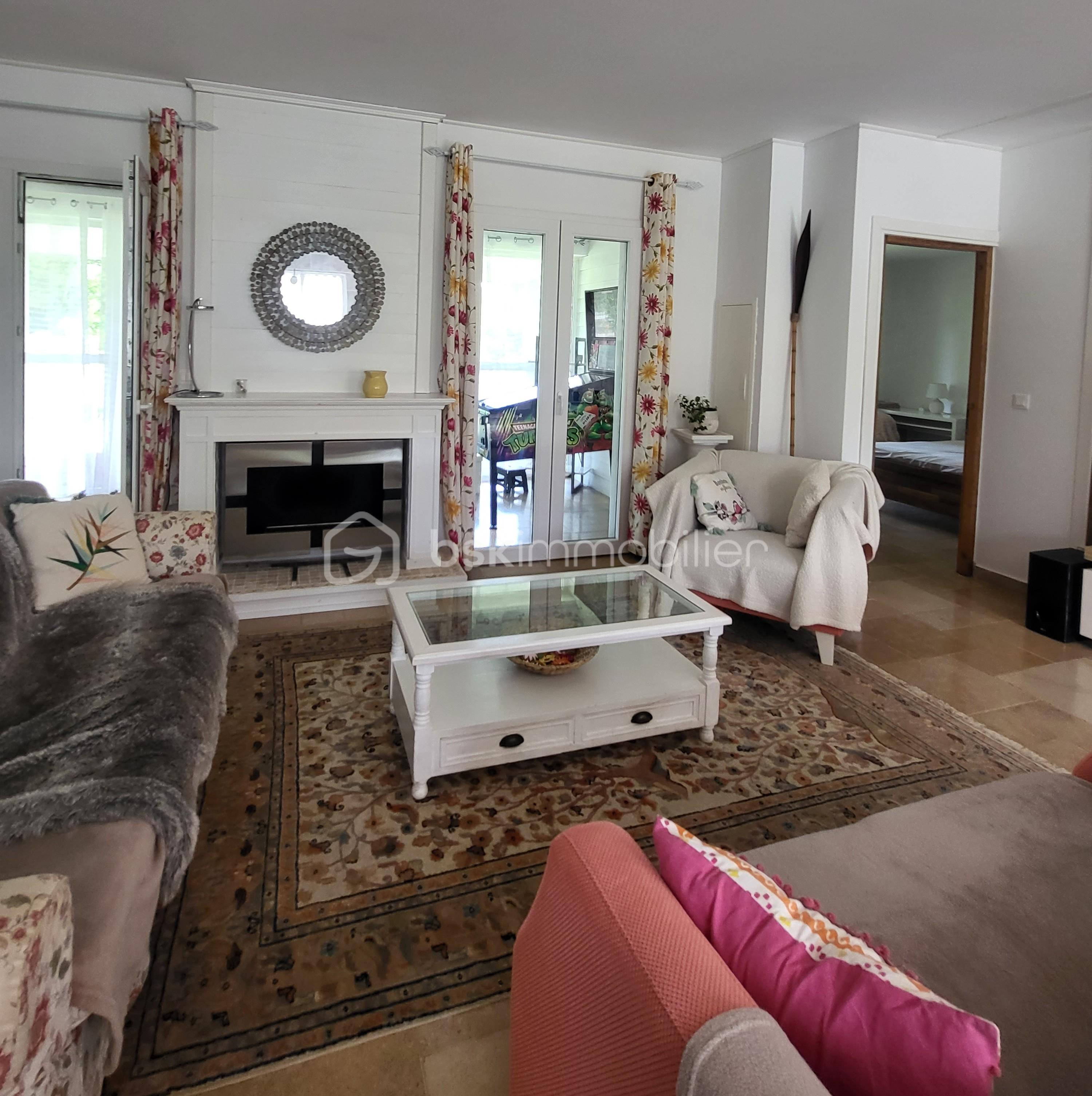 Maison de 113 m² - coin séjour.jpg