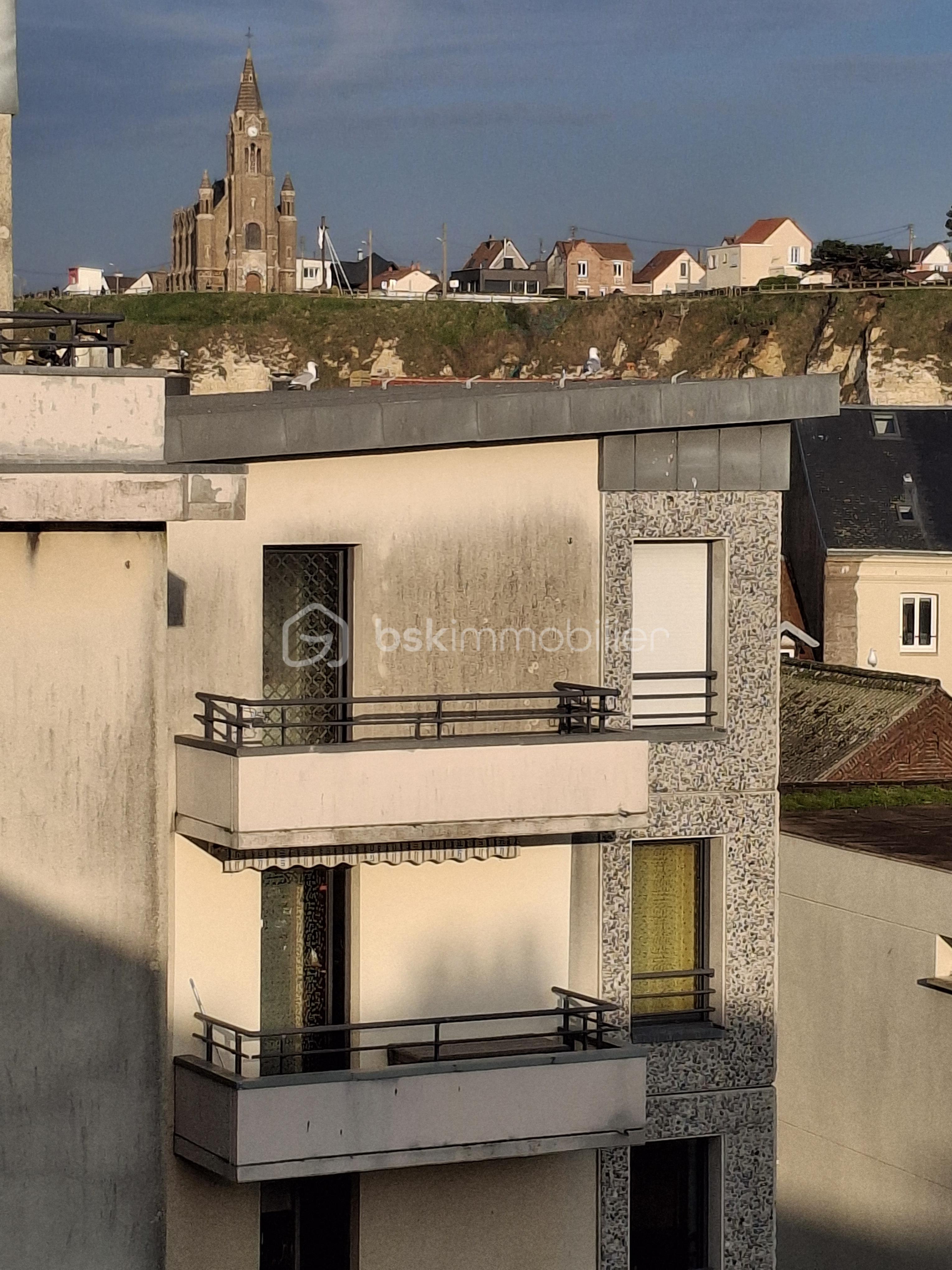 Vue arrière chapelle Bonsecours portrait 03.03.png