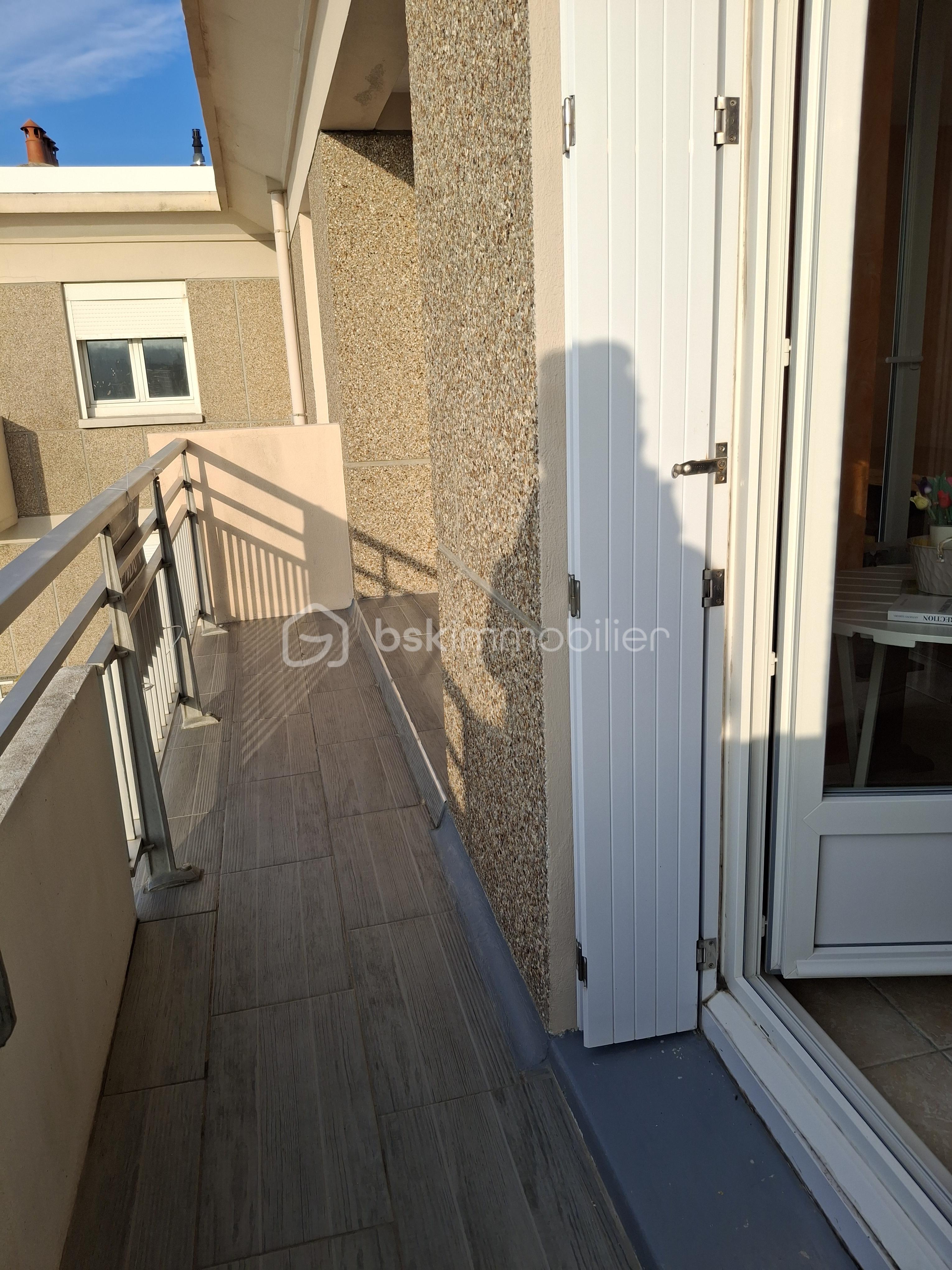 Balcon portrait 03.03.png