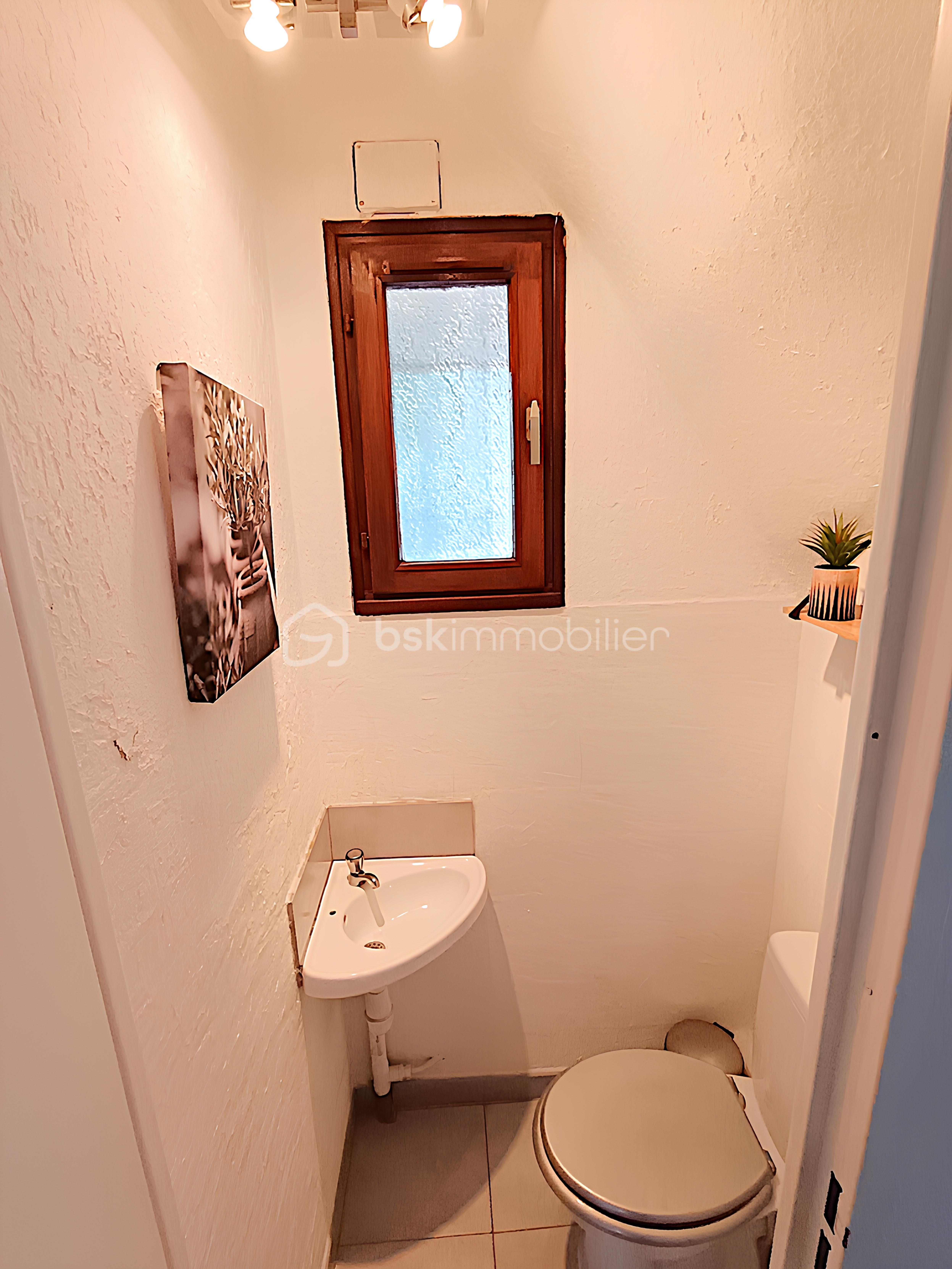 Bureau de 50,20 m² - 15 WC.jpg