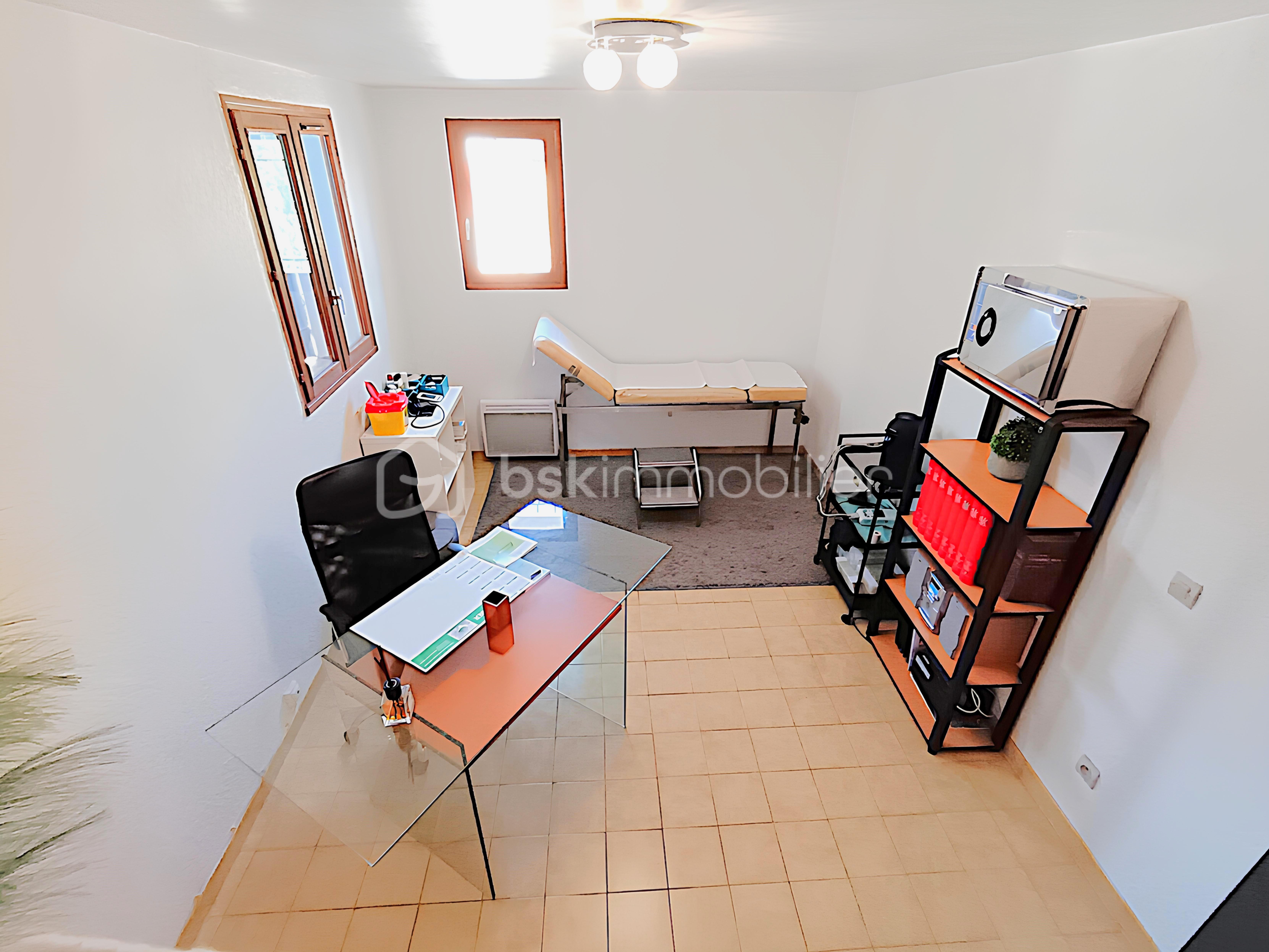 Bureau de 50,20 m² - 8 Bureau Haut 1 BIS.jpg